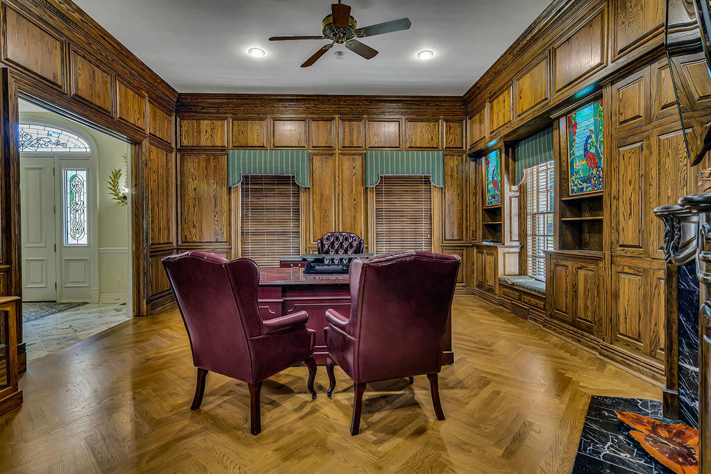 Lakeside - Residential
