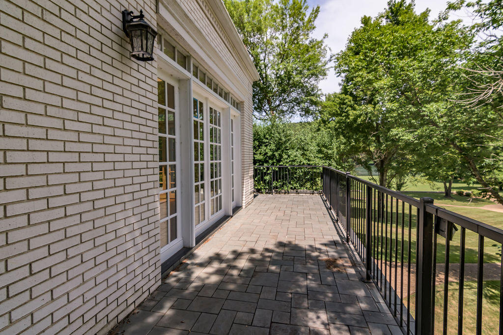 Lakeside - Residential