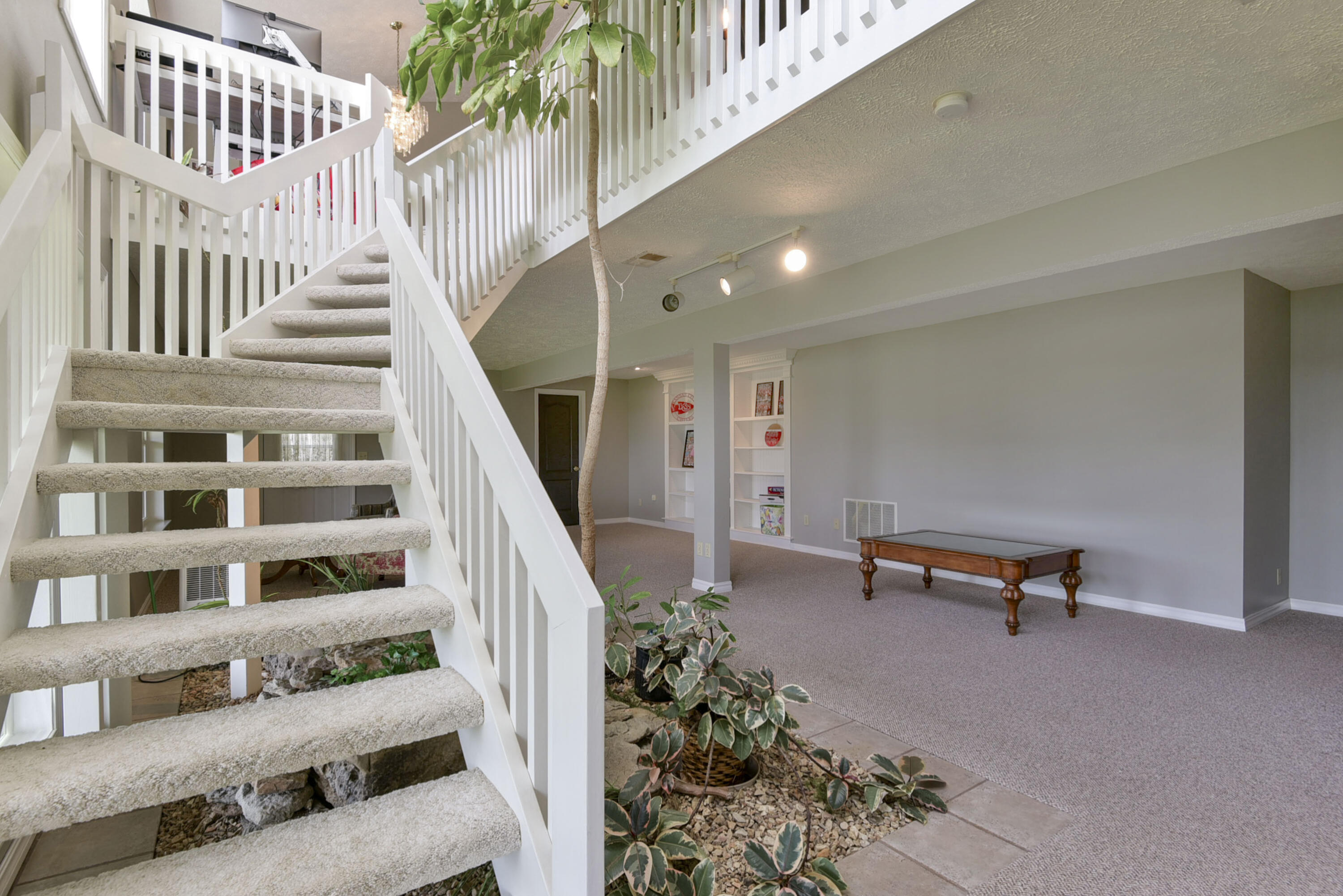 Royale Estates - Residential