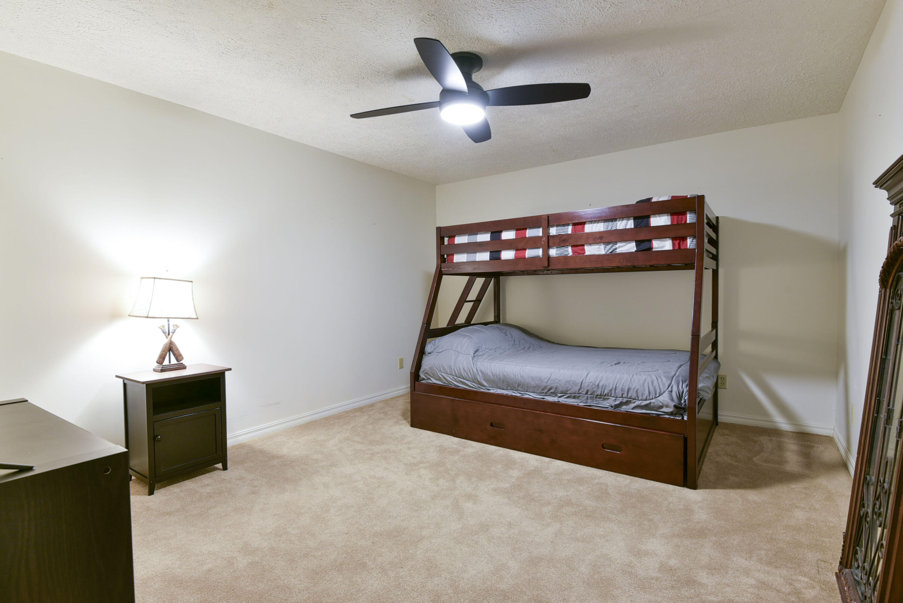 Royale Estates - Residential