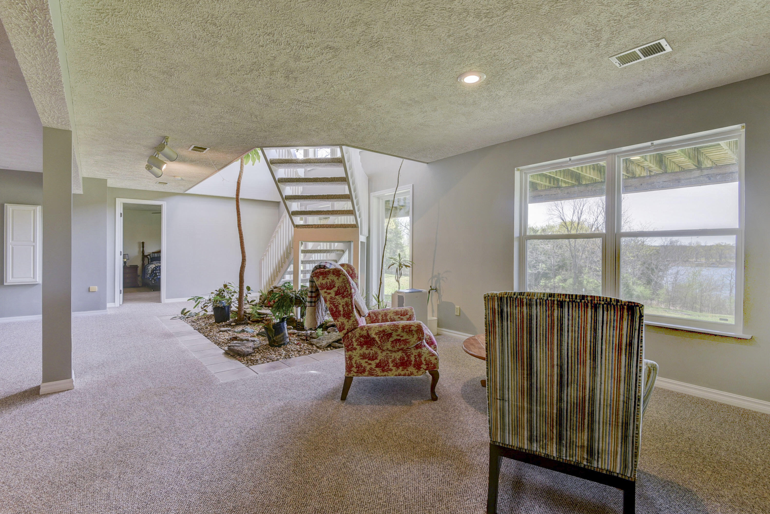 Royale Estates - Residential