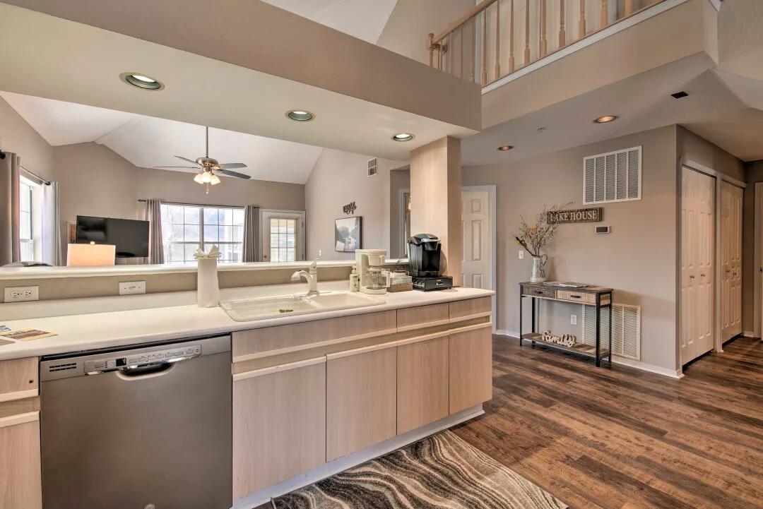 Fall Creek Condos - Residential