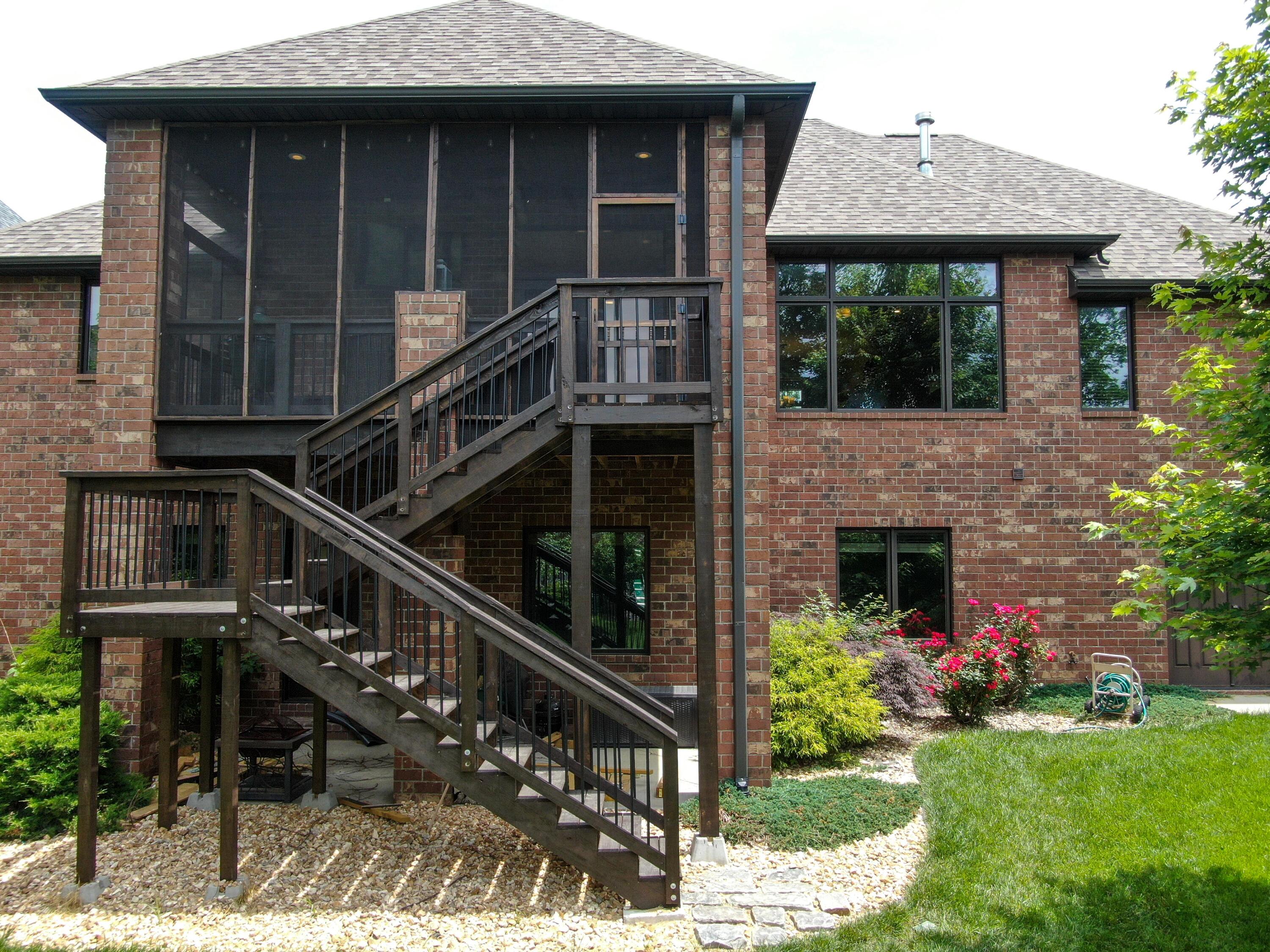 Olde Ivy - Residential