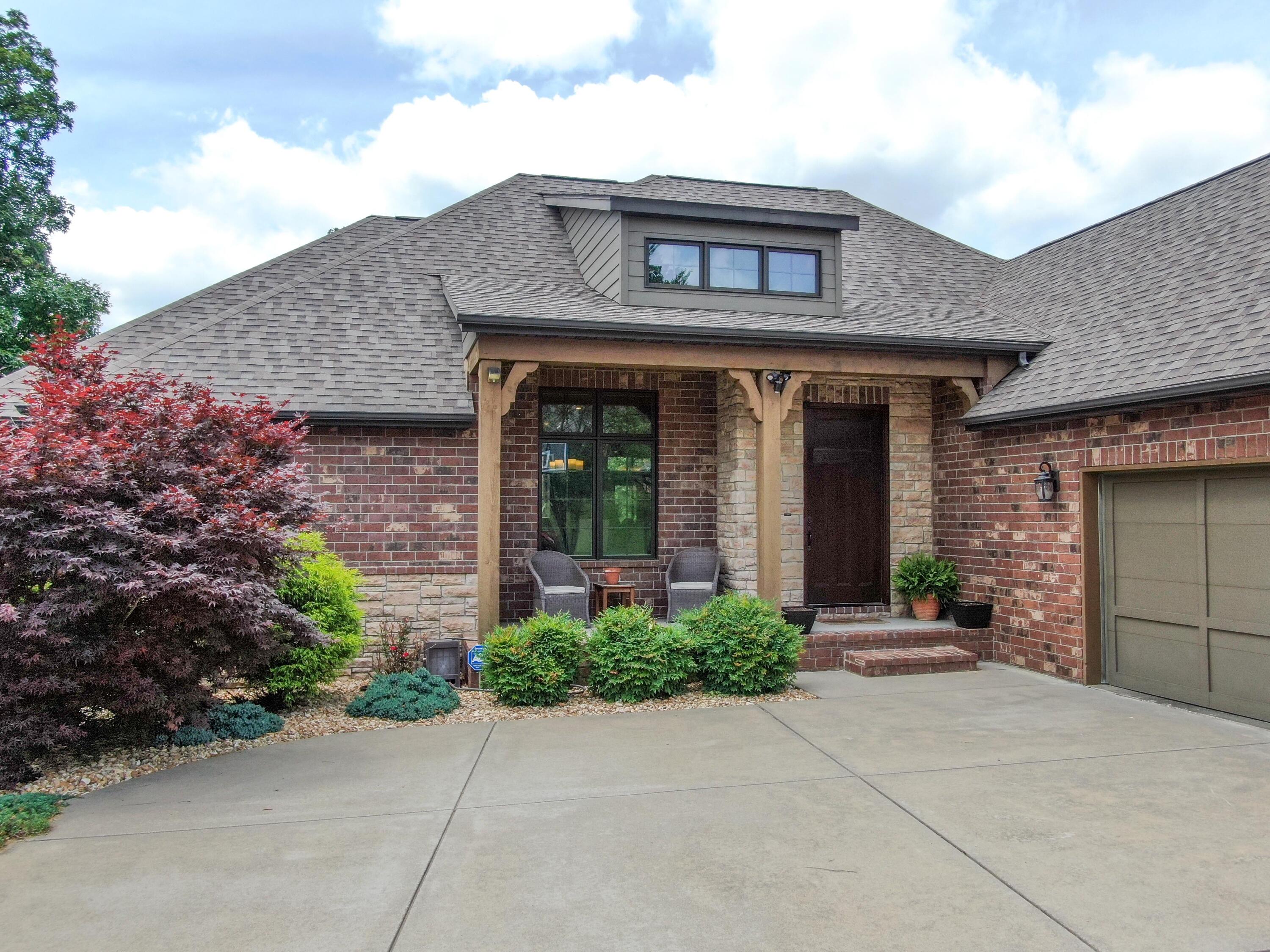 Olde Ivy - Residential