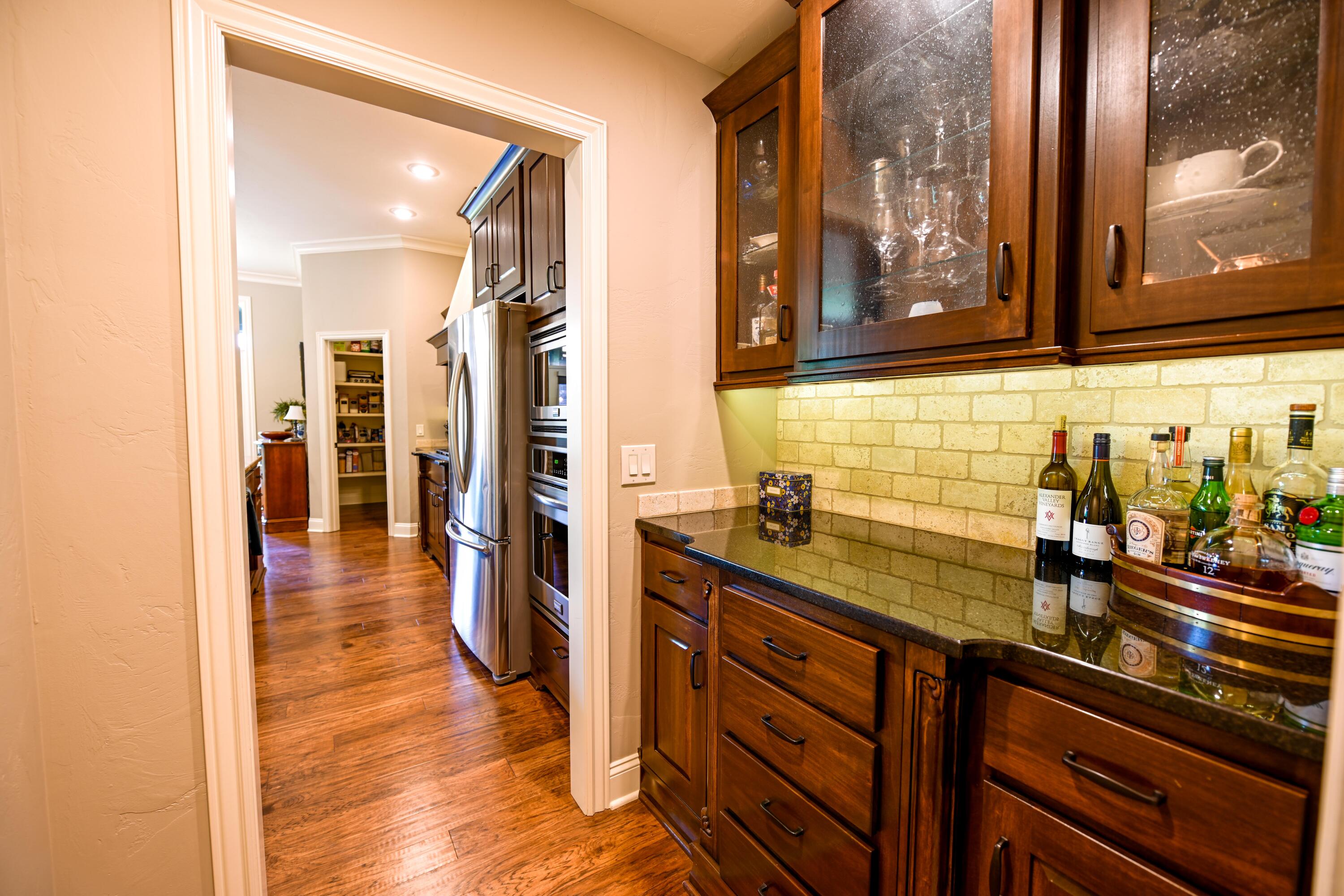 Olde Ivy - Residential