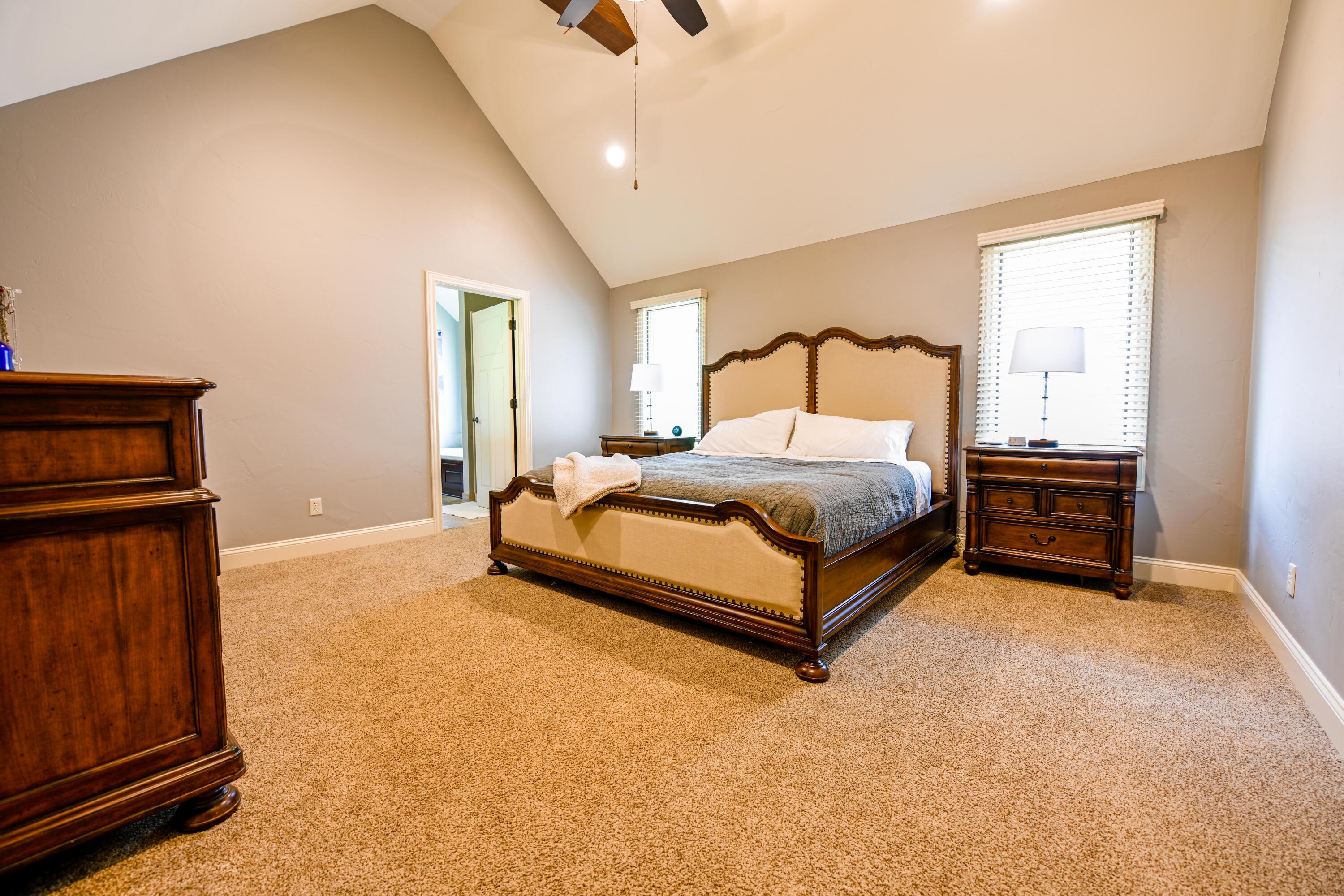 Olde Ivy - Residential