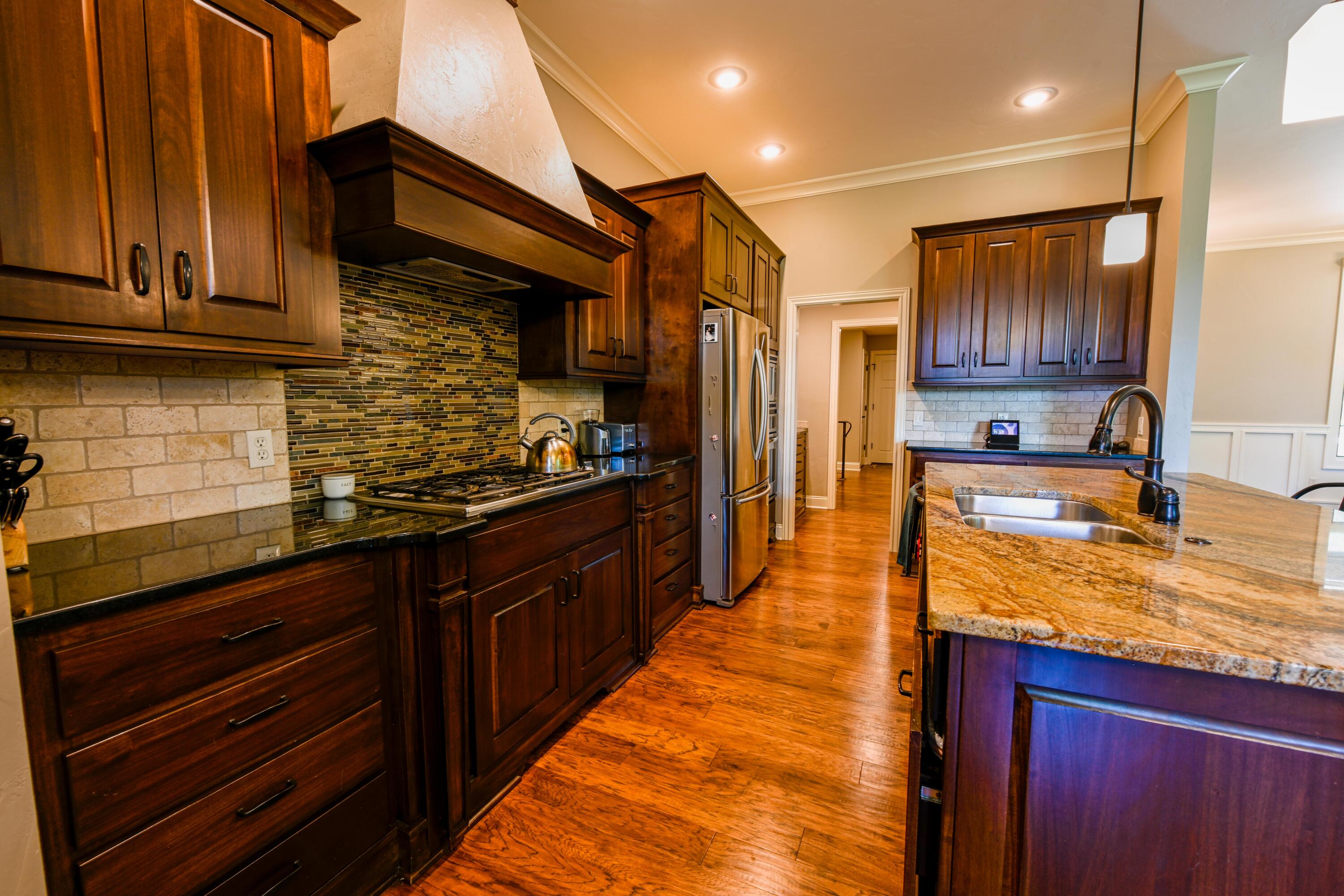 Olde Ivy - Residential