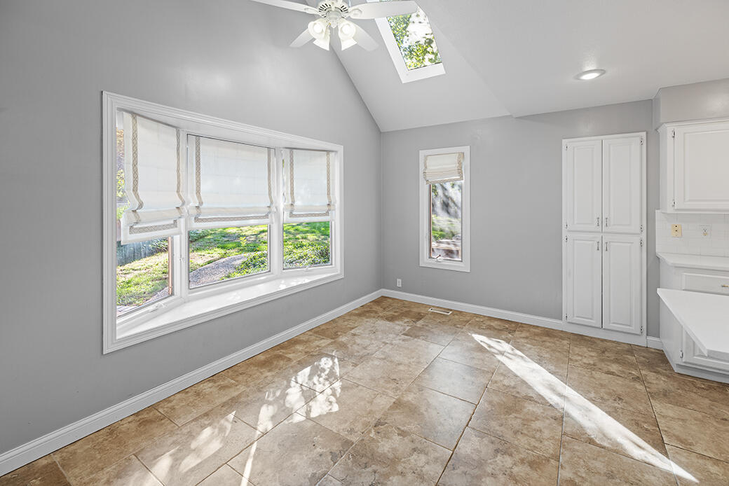 Oak Pointe - Residential