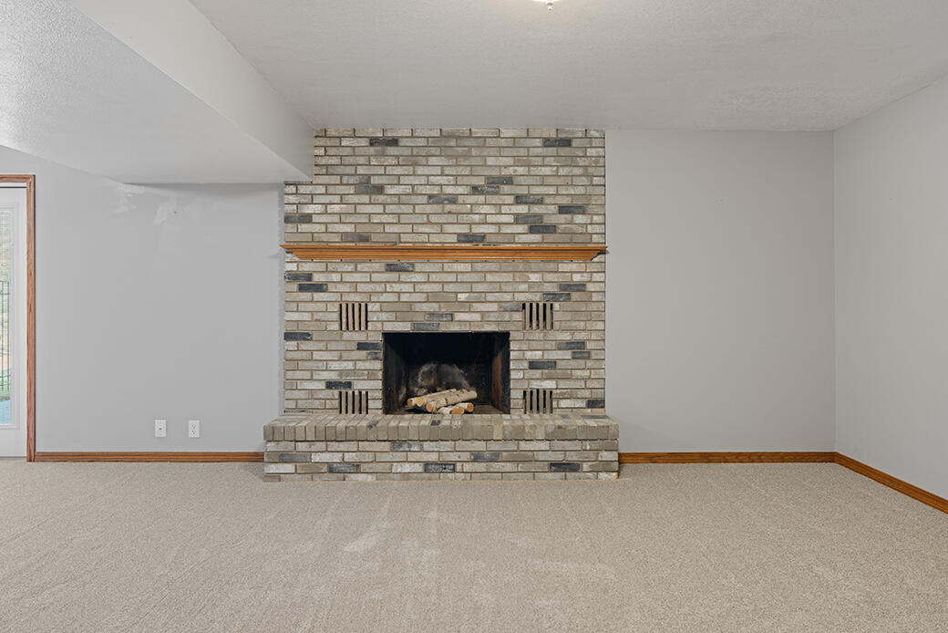 Oak Pointe - Residential