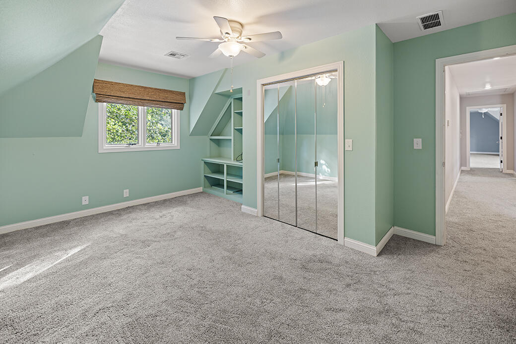 Oak Pointe - Residential