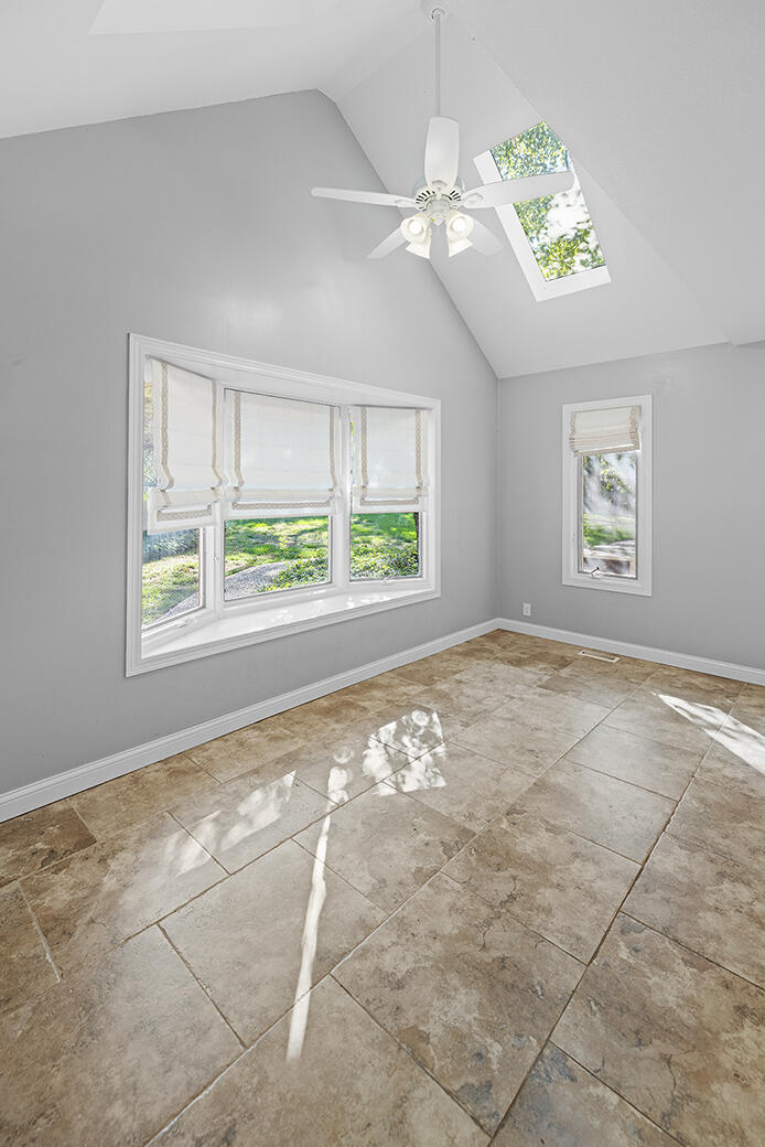 Oak Pointe - Residential
