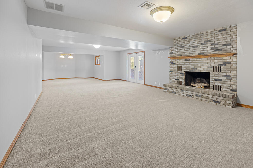 Oak Pointe - Residential