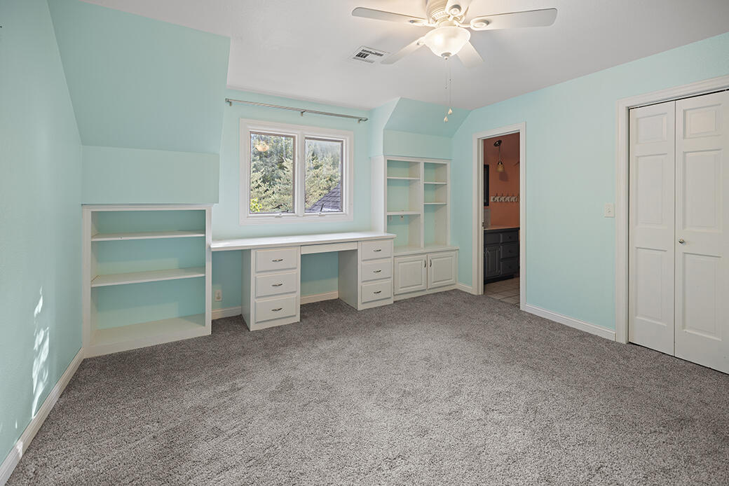 Oak Pointe - Residential