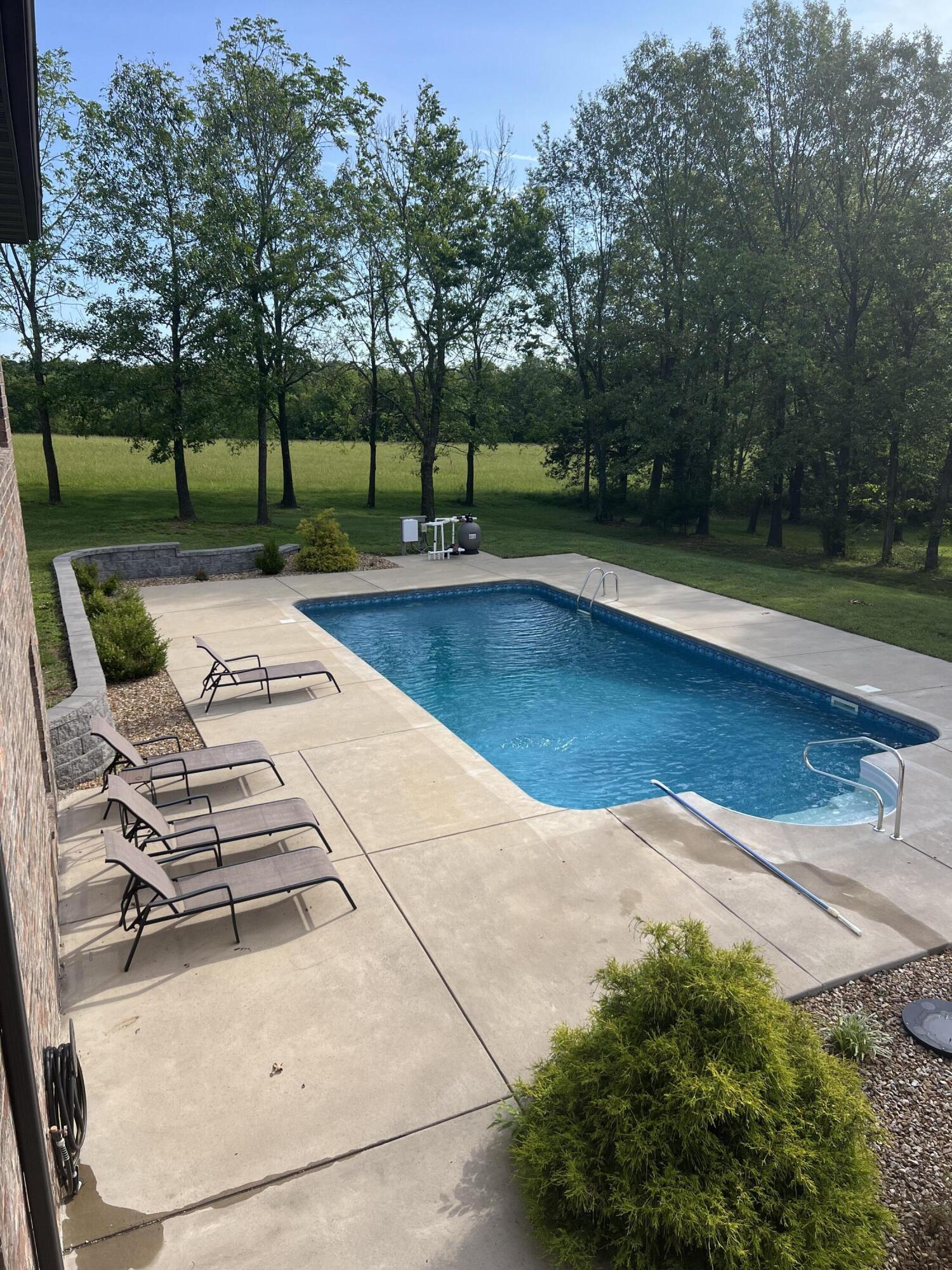 Christian-Not in List - Residential