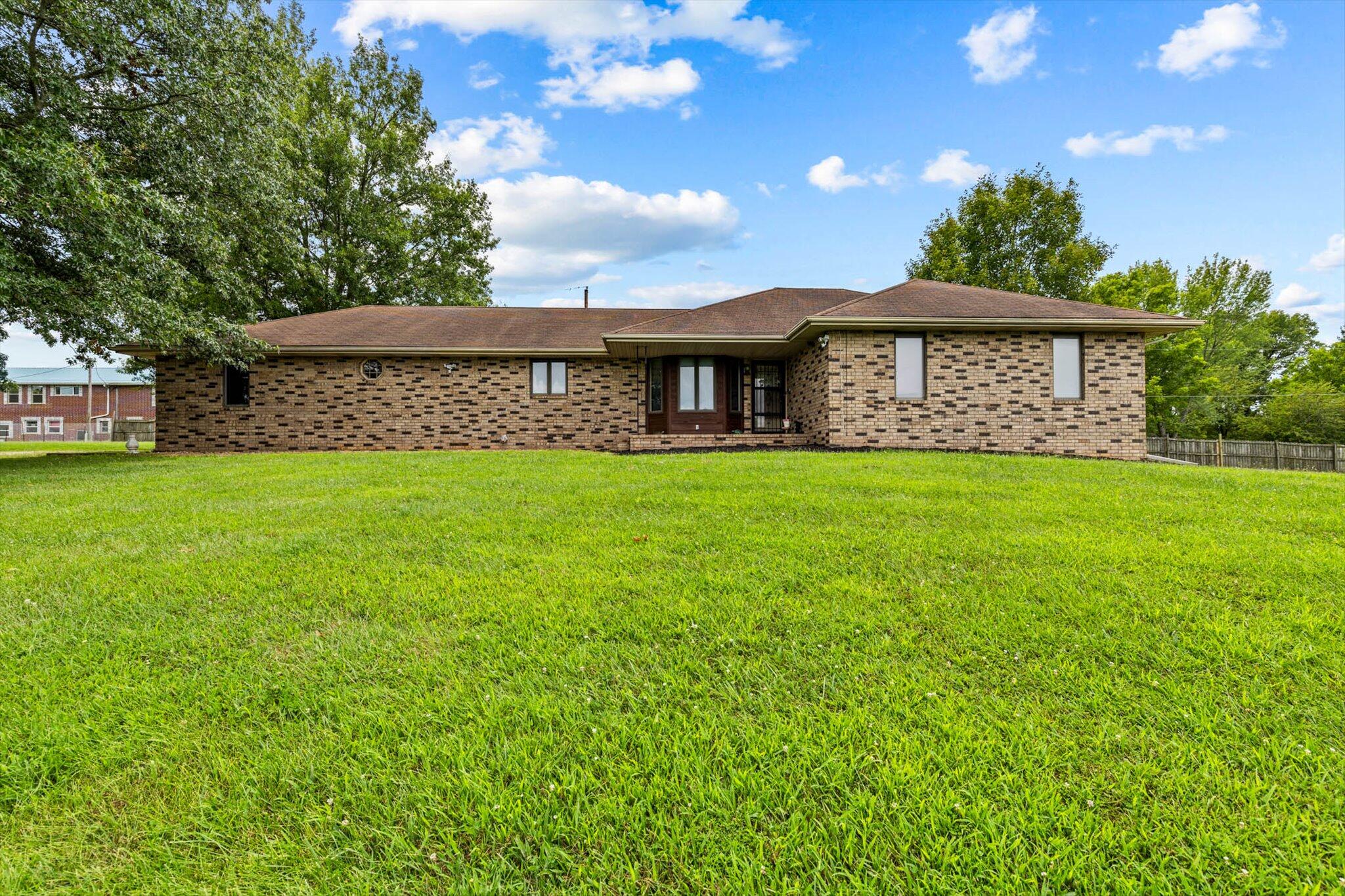 View Nixa, MO 65714 house