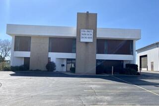 So Much Potential!!! Convenient Location!!Call Today!!!