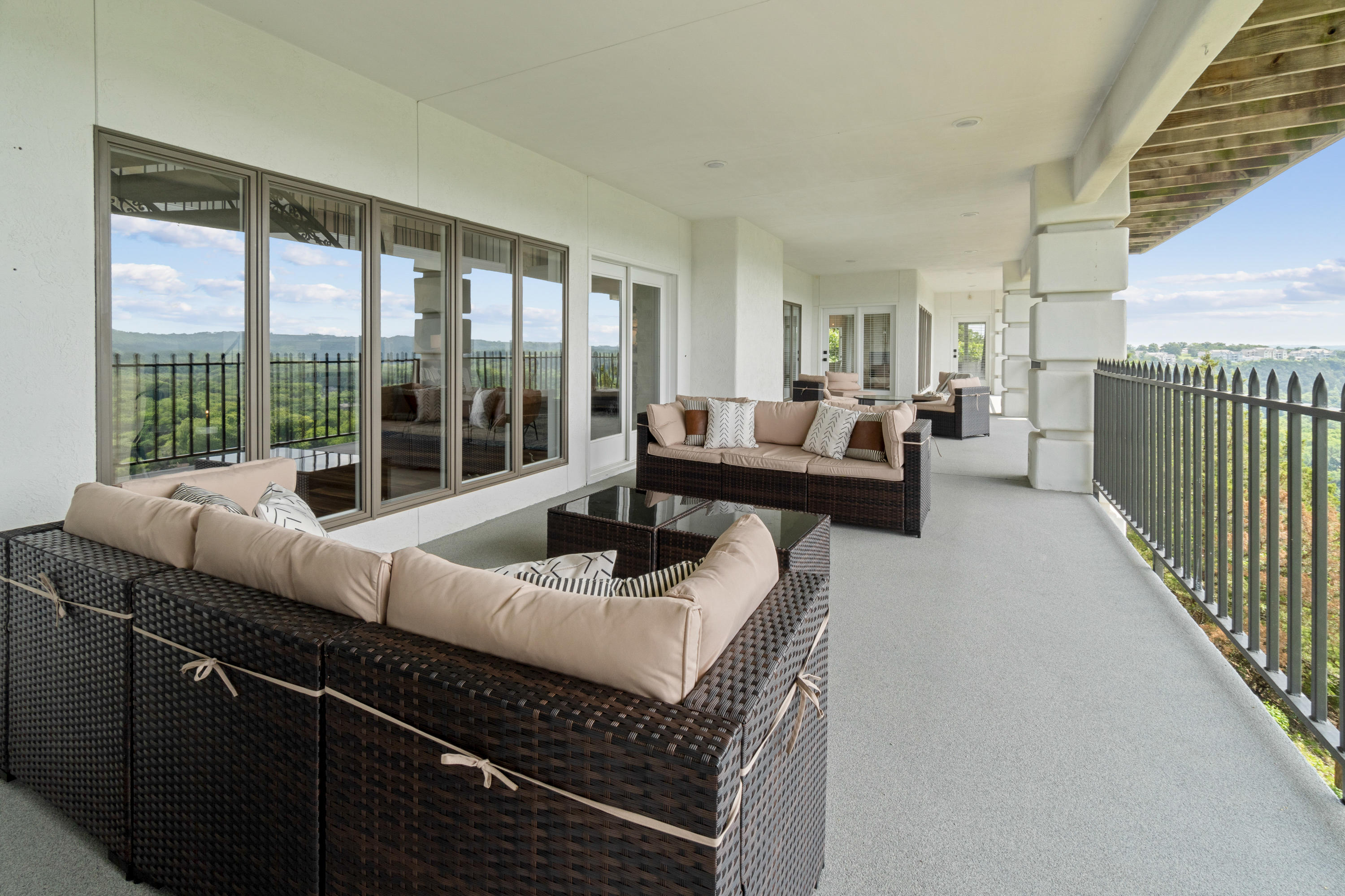 Taneycomo Heights - Residential