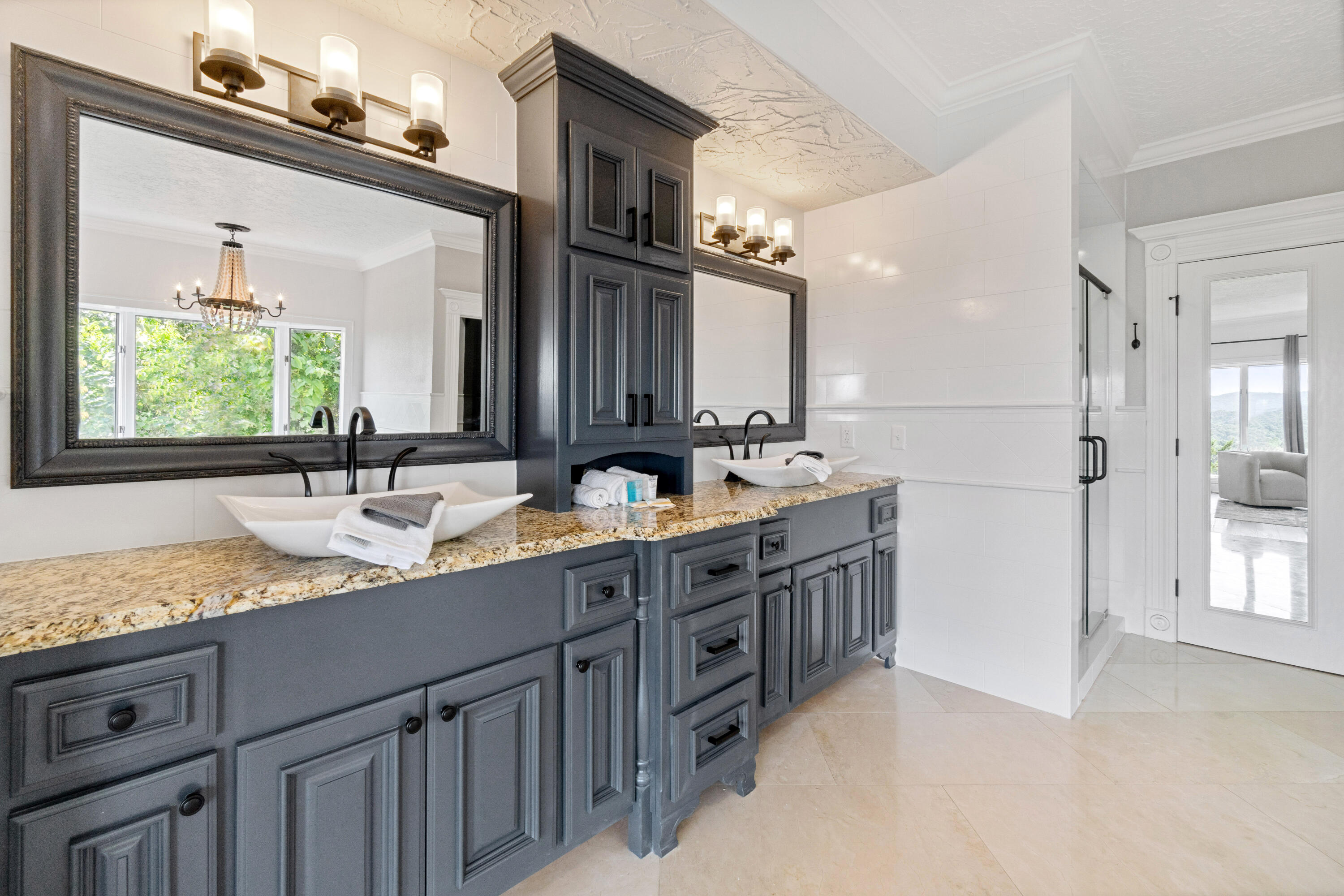 Taneycomo Heights - Residential