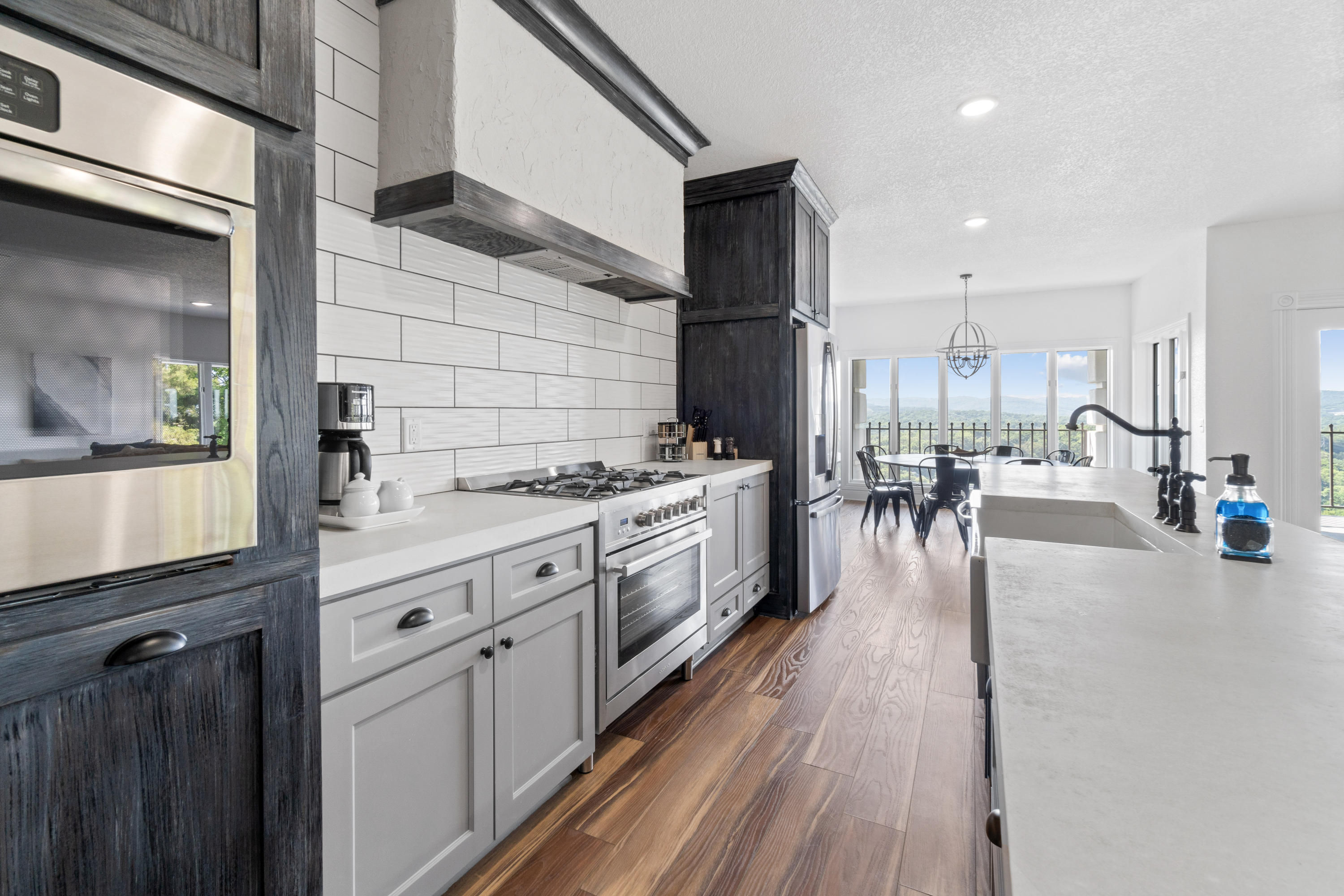 Taneycomo Heights - Residential