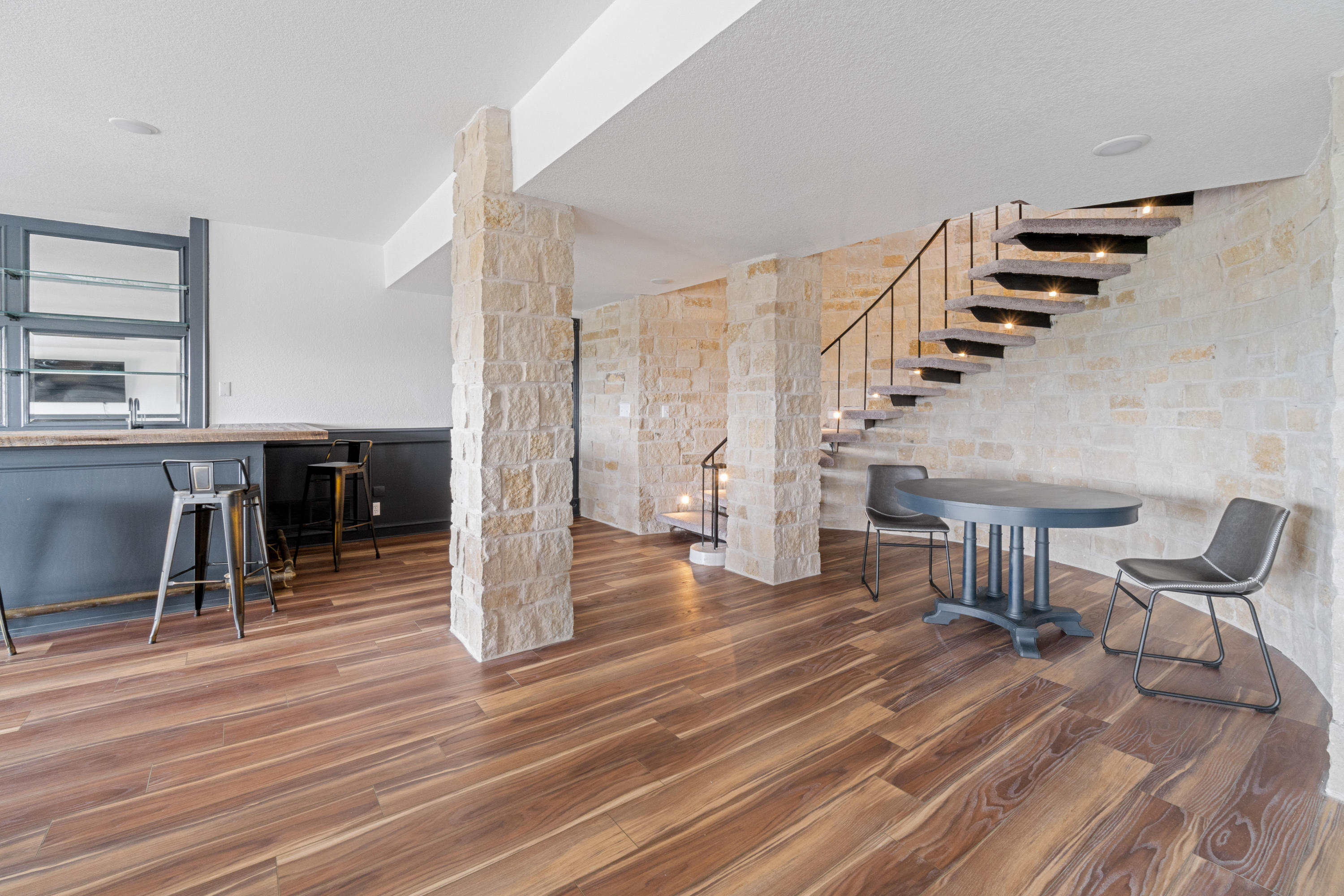 Taneycomo Heights - Residential