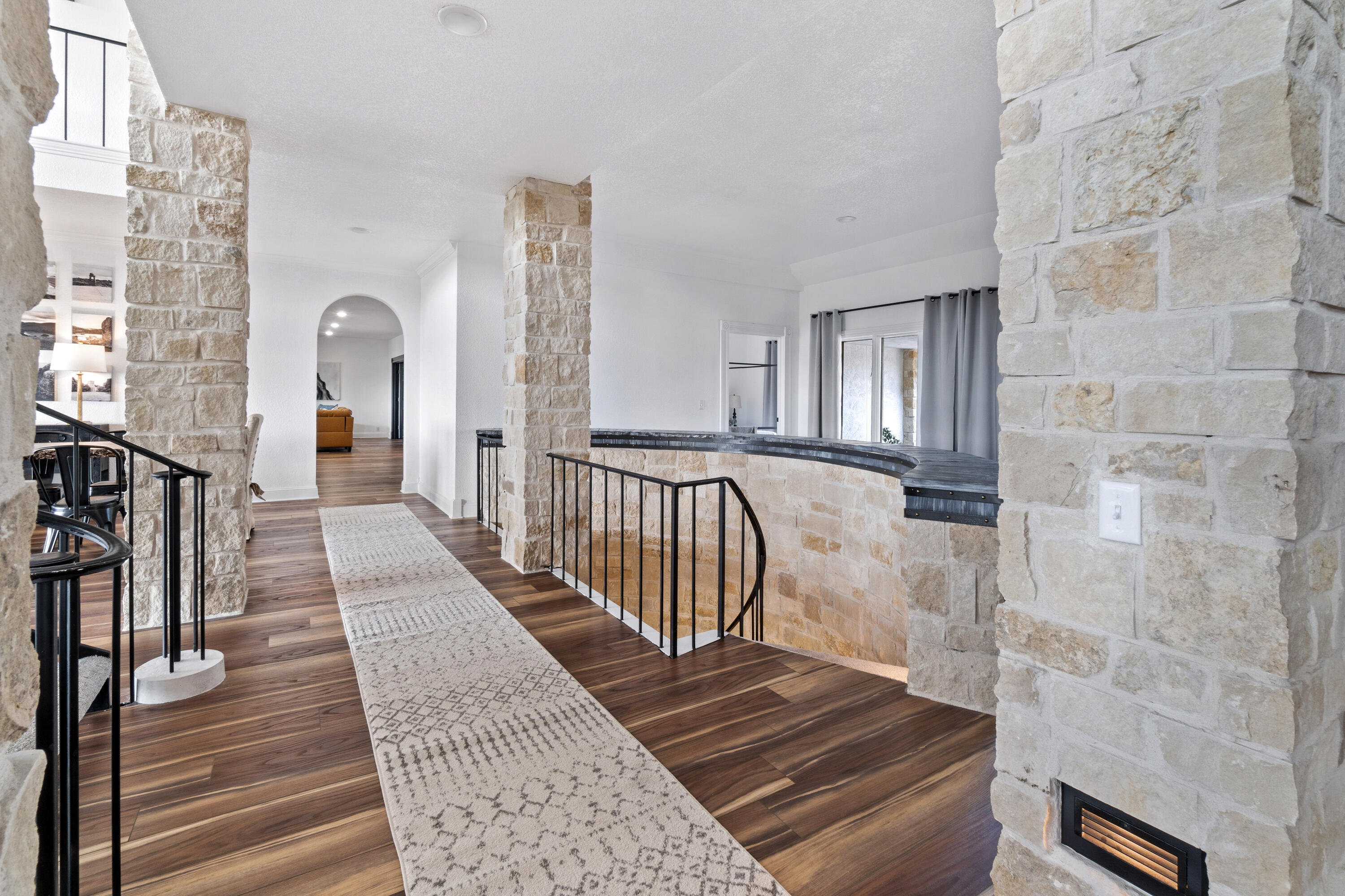 Taneycomo Heights - Residential
