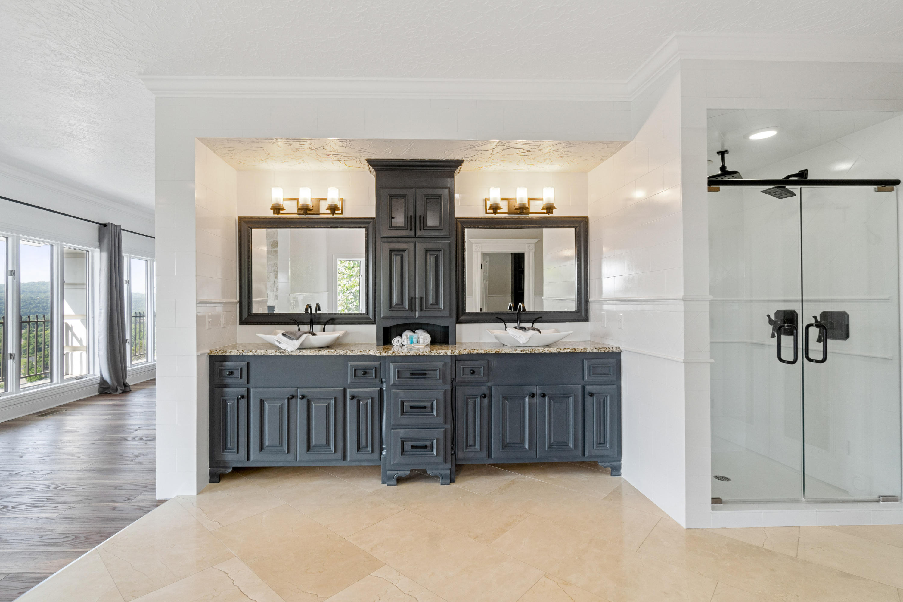 Taneycomo Heights - Residential