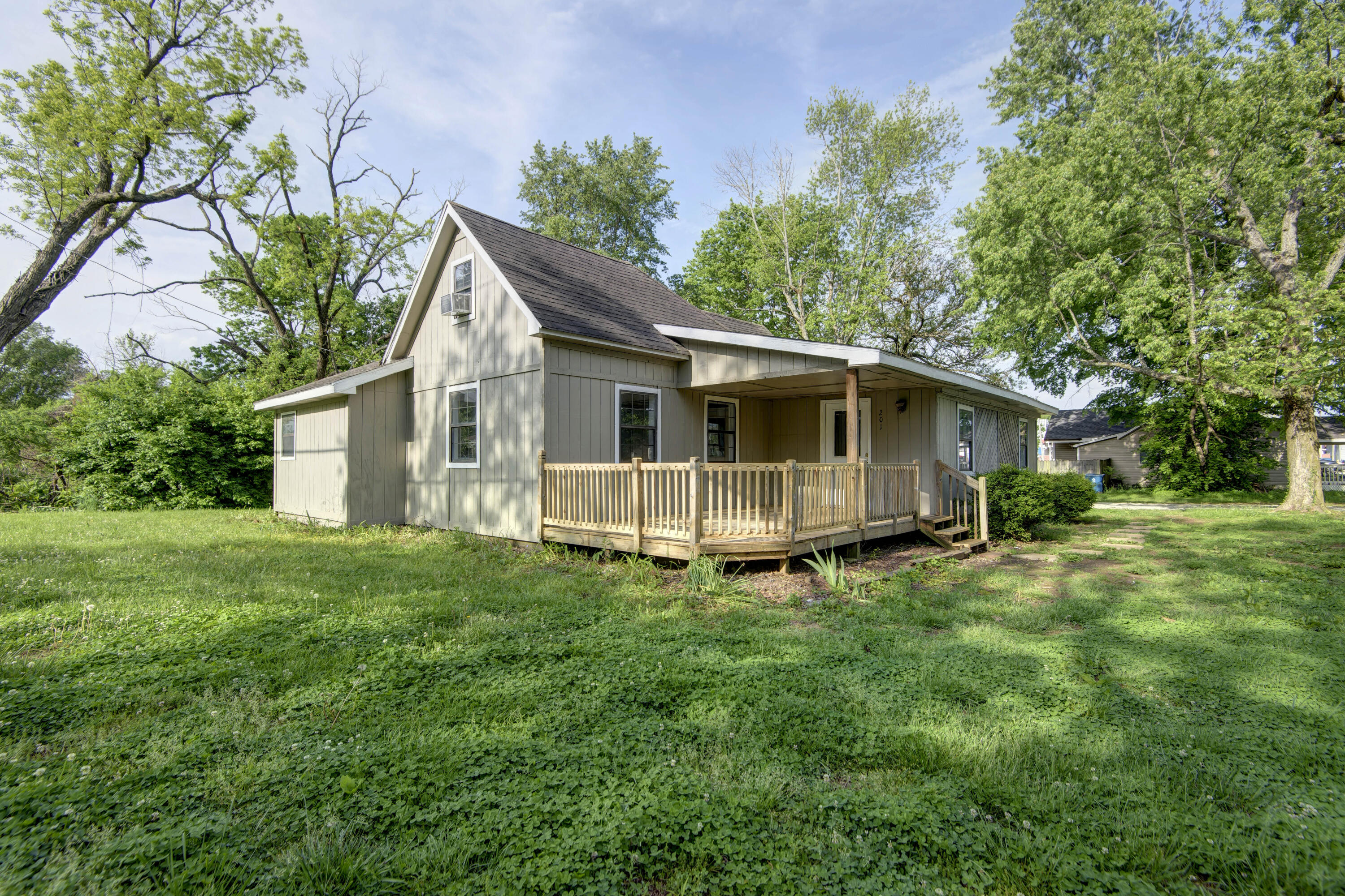 View Nixa, MO 65714 house