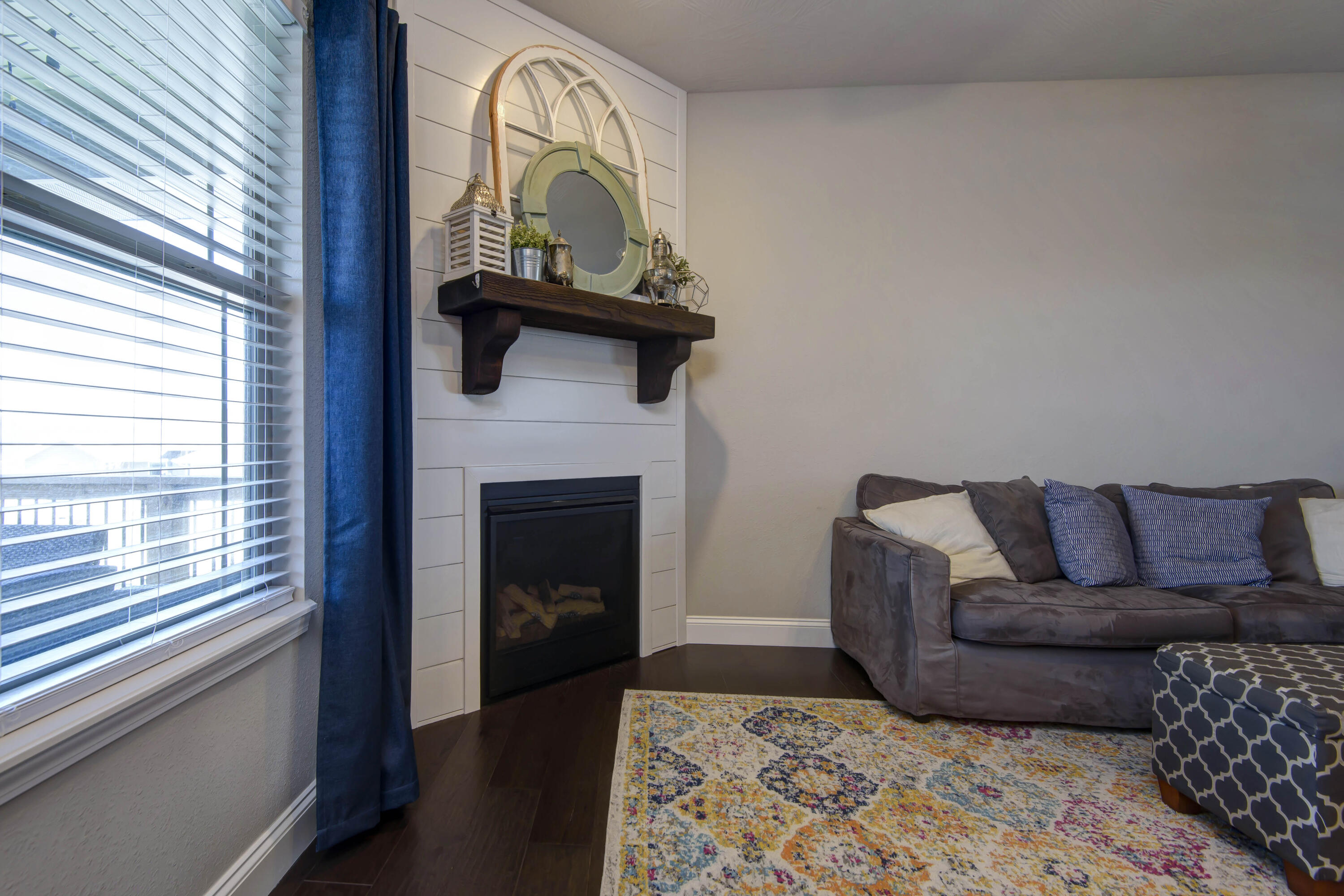 Eagle Ridge Est - Residential