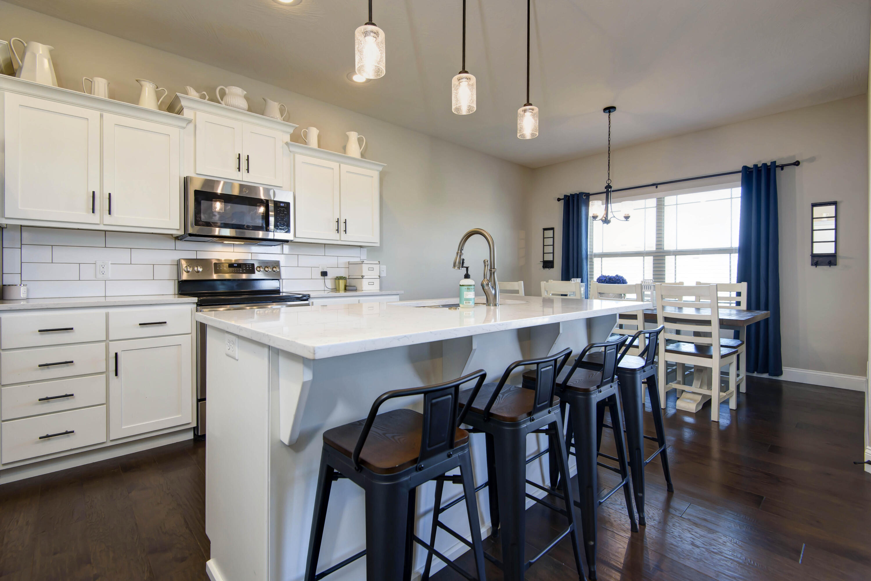 Eagle Ridge Est - Residential