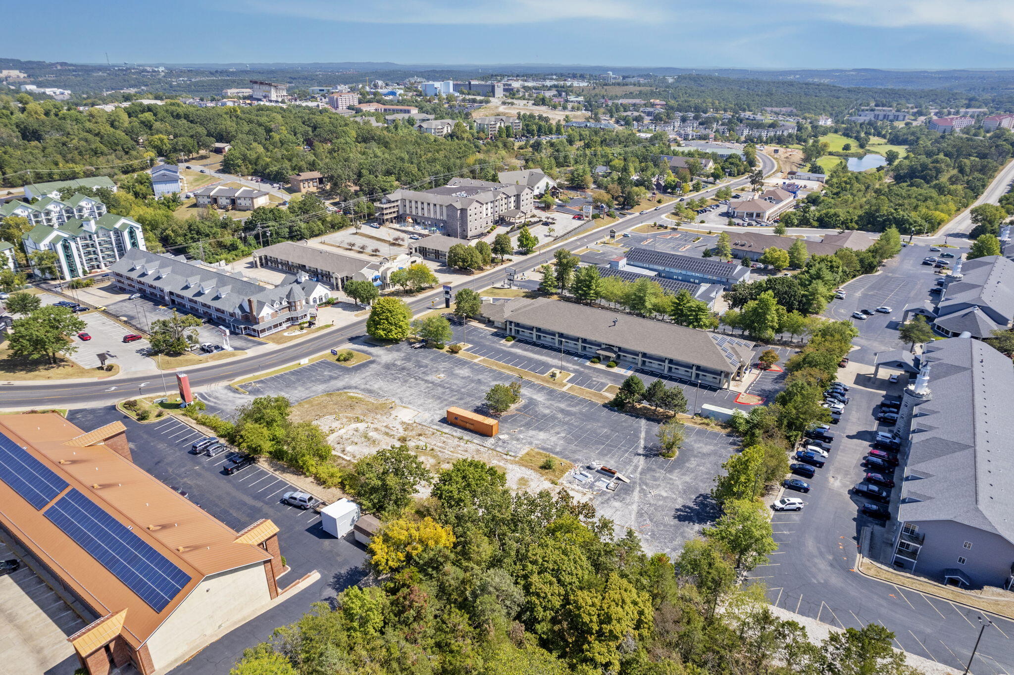 Thousand Hills - Commercial Sale