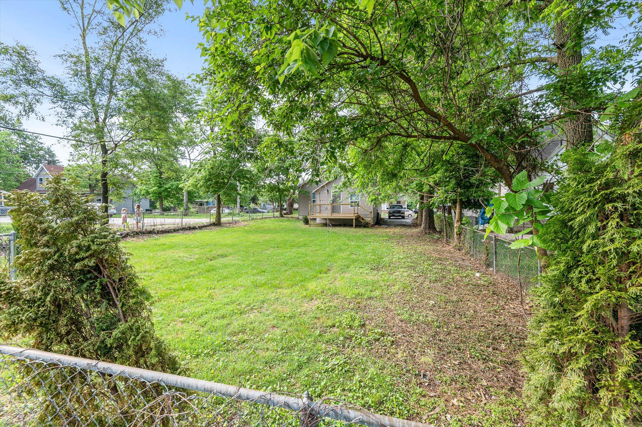 Crescent - Residential