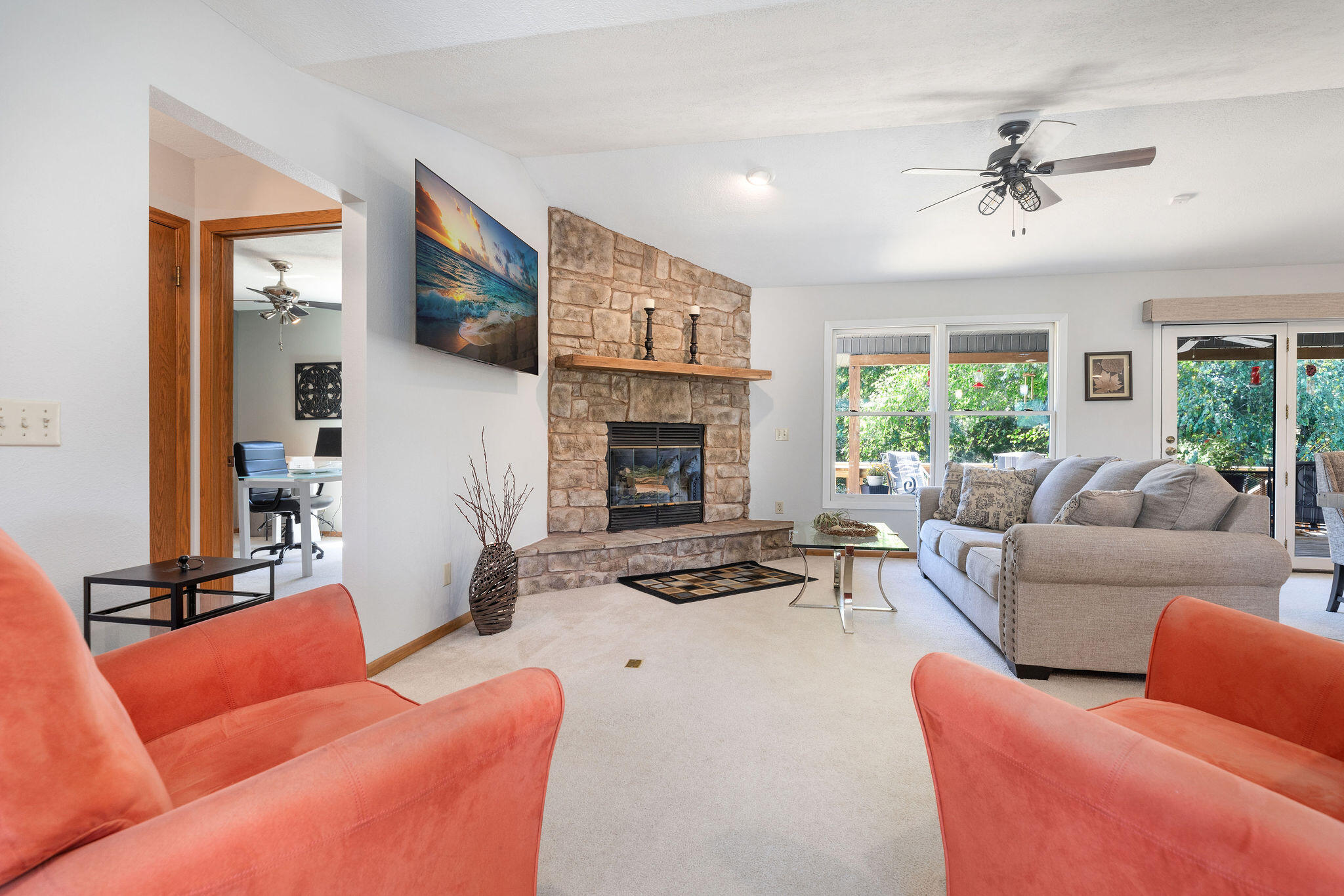 Lake Shore Dr Ests - Residential