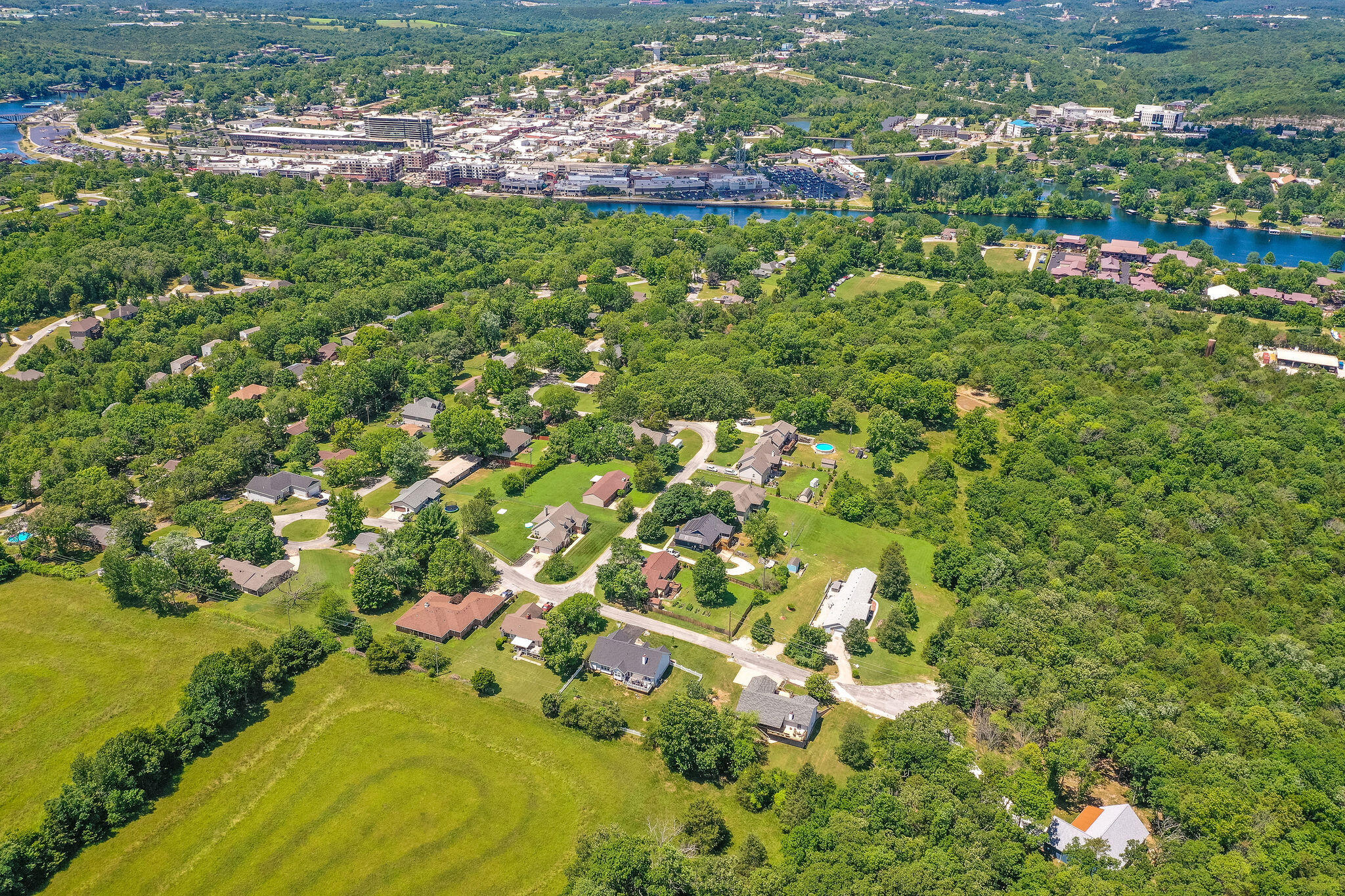 Lake Shore Dr Ests - Residential