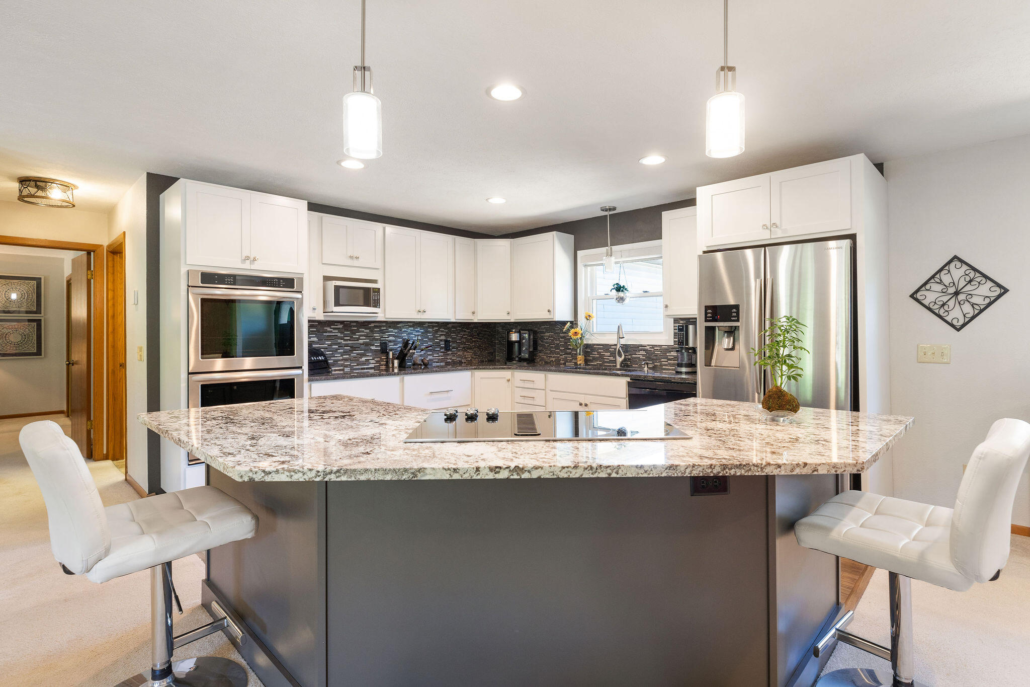 Lake Shore Dr Ests - Residential