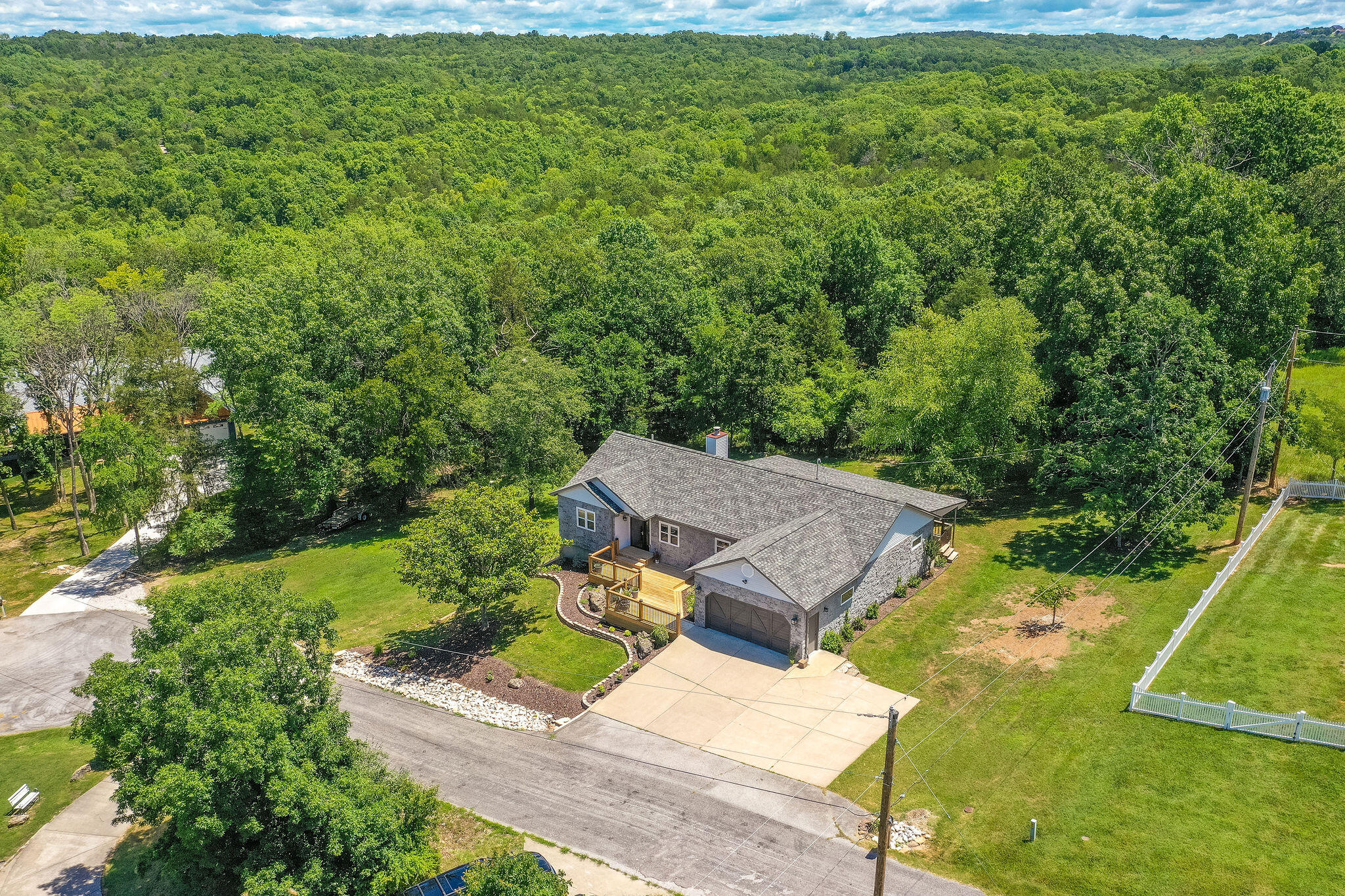 Lake Shore Dr Ests - Residential