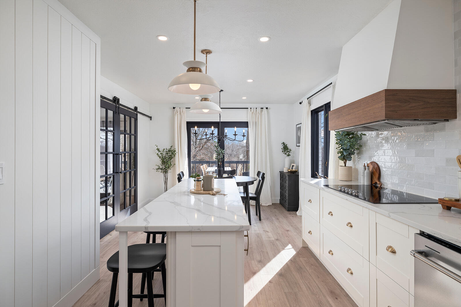Christian-Not in List - Residential