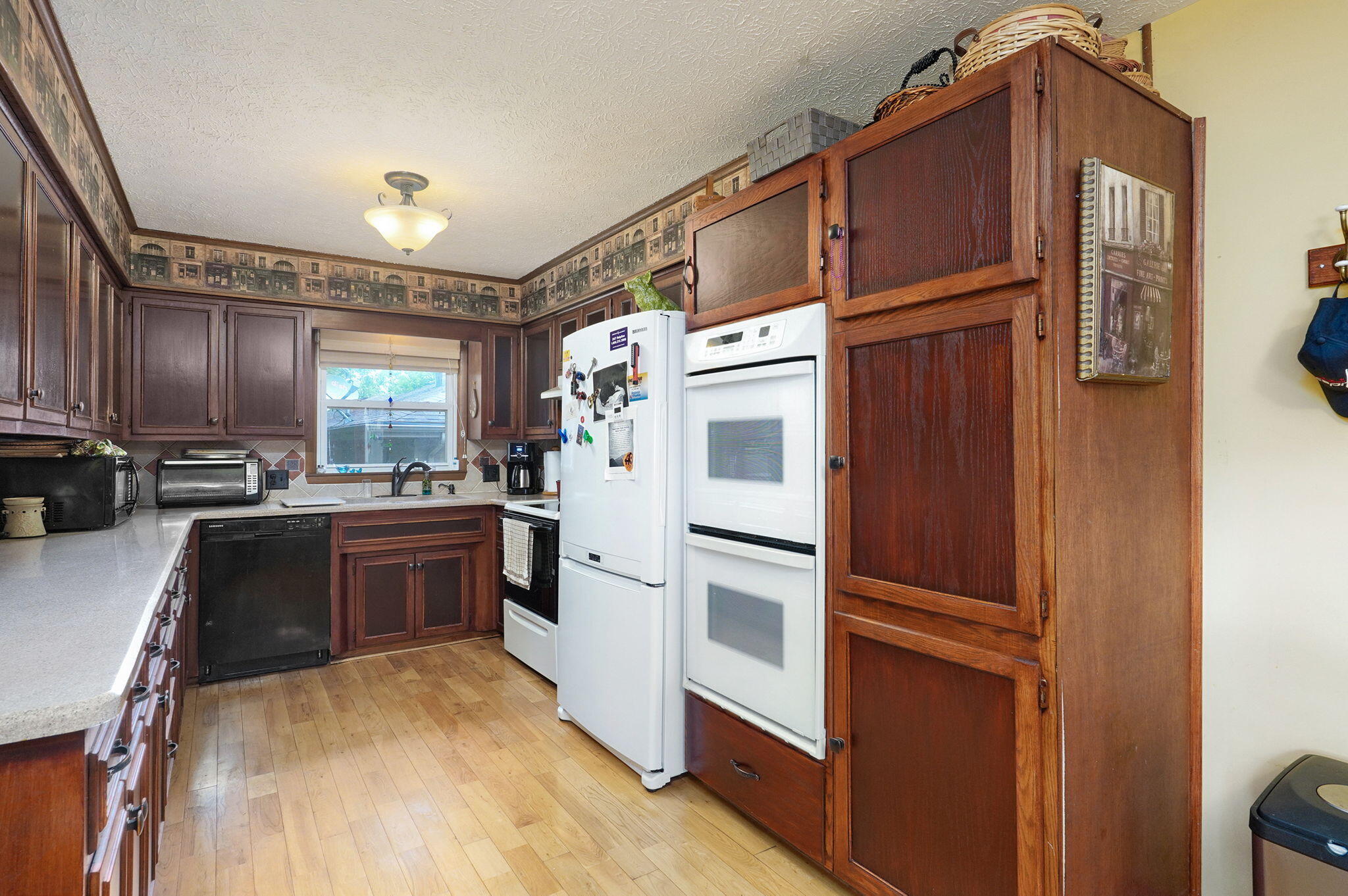 Walnut Terr - Residential