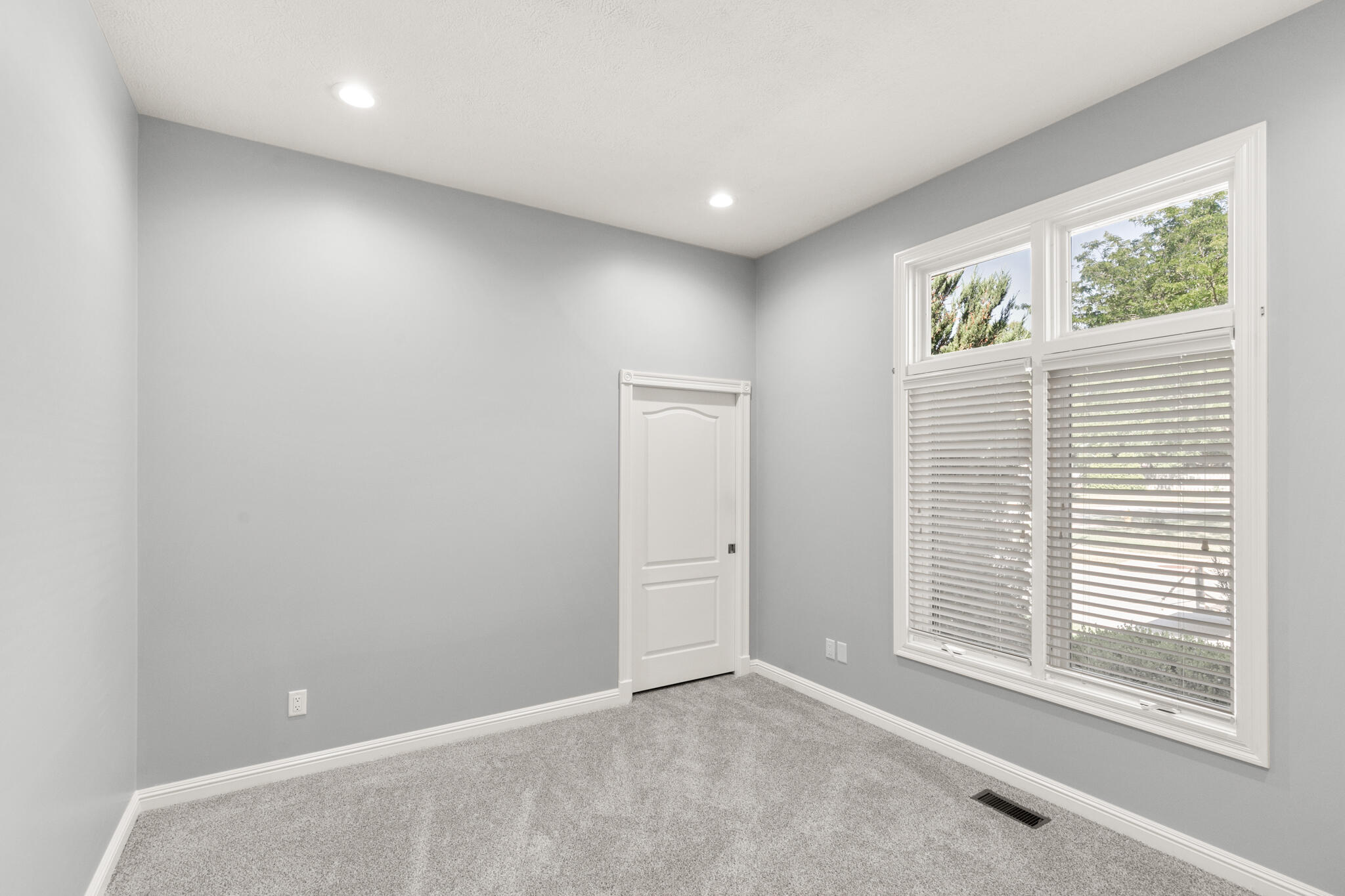 Fox Grape - Residential