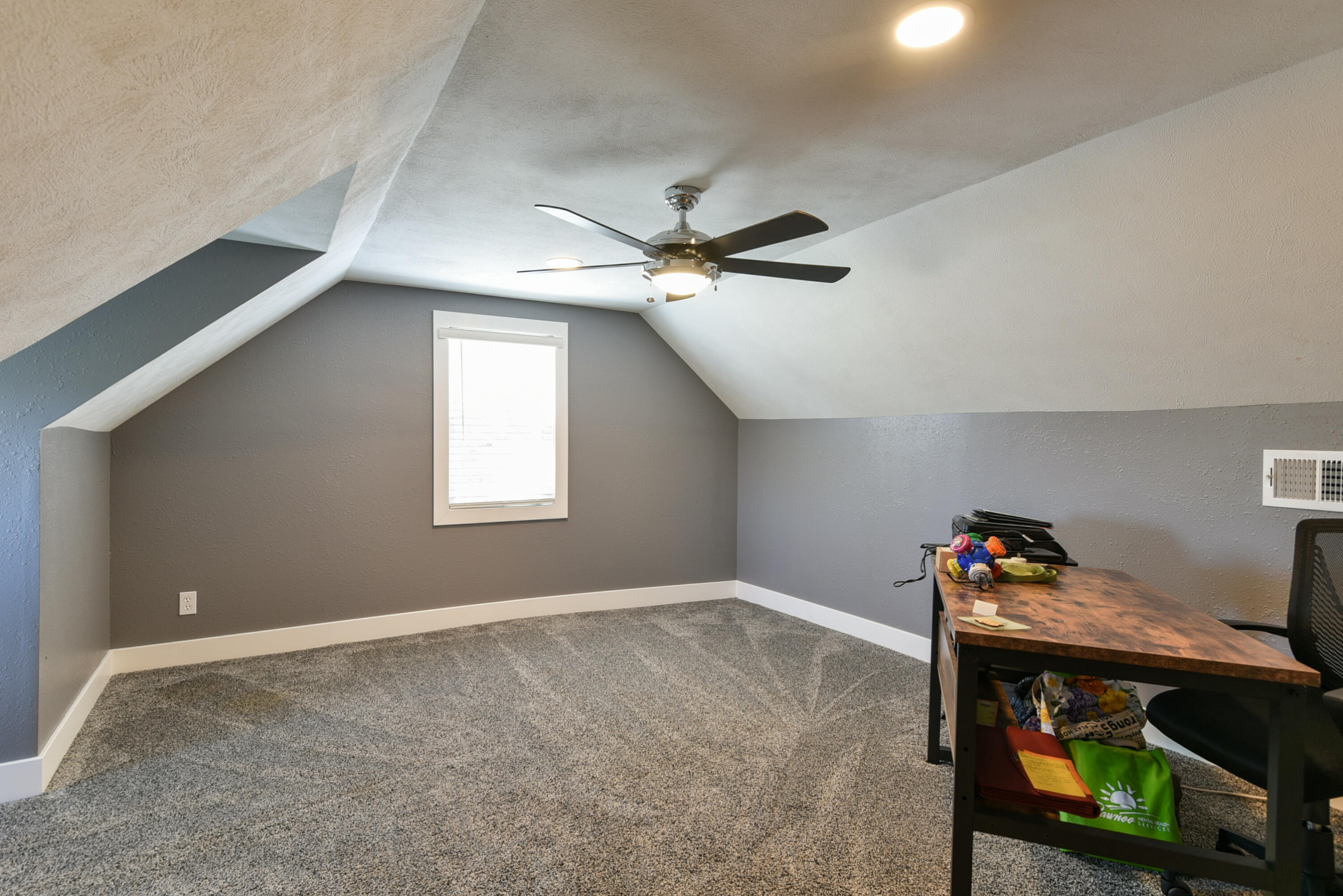 Knob Hill Acres - Residential