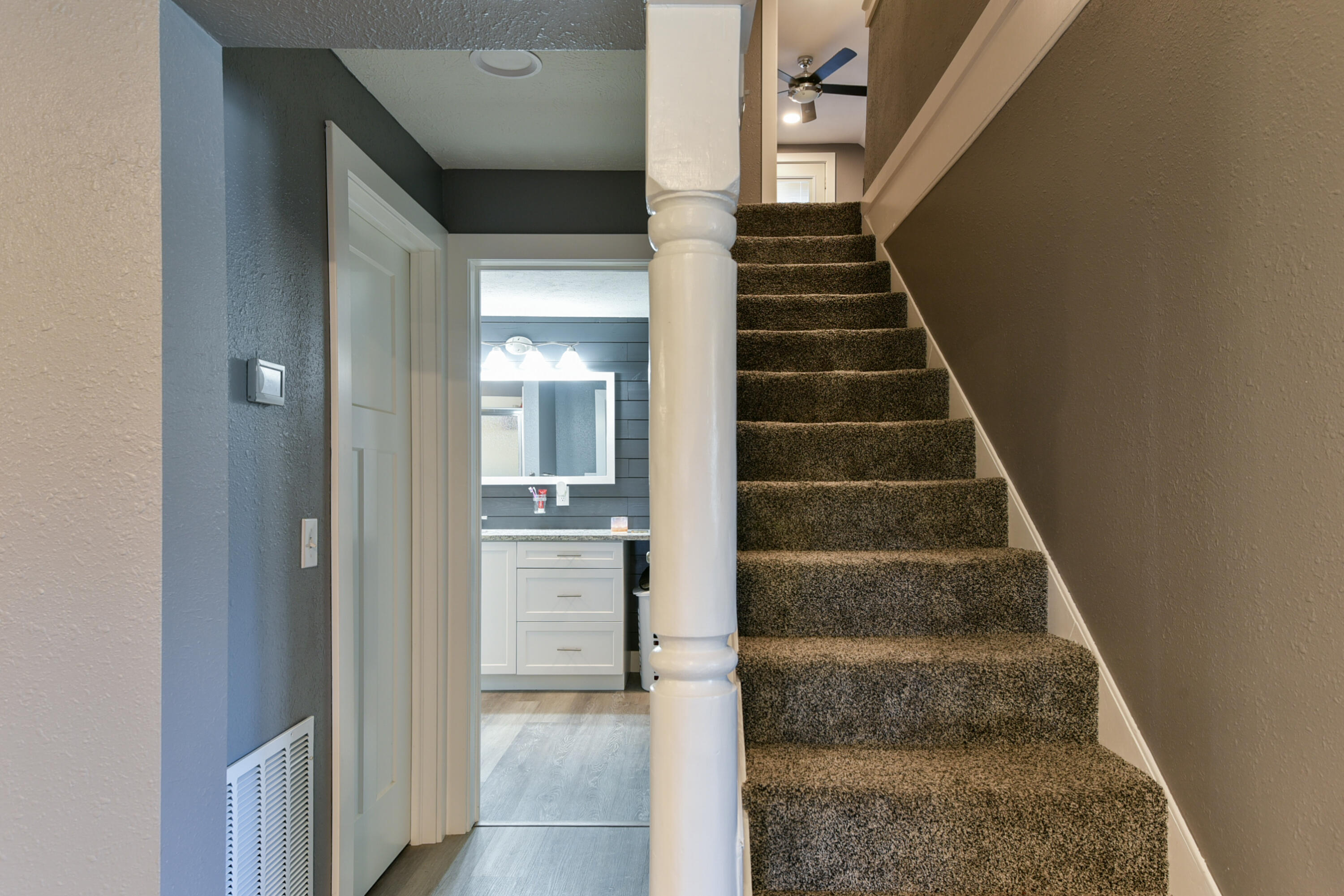 Knob Hill Acres - Residential