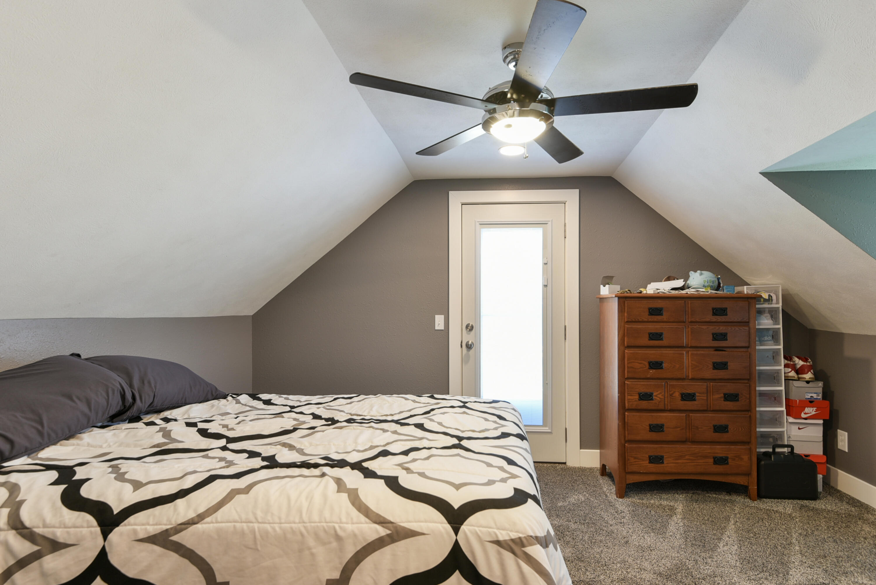 Knob Hill Acres - Residential