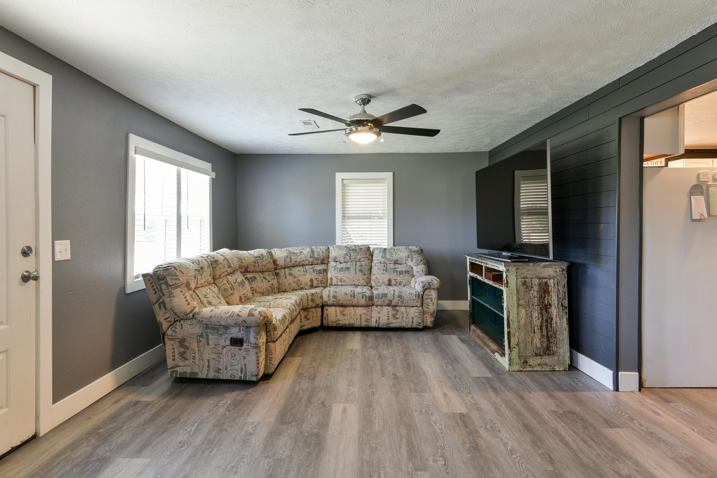 Knob Hill Acres - Residential