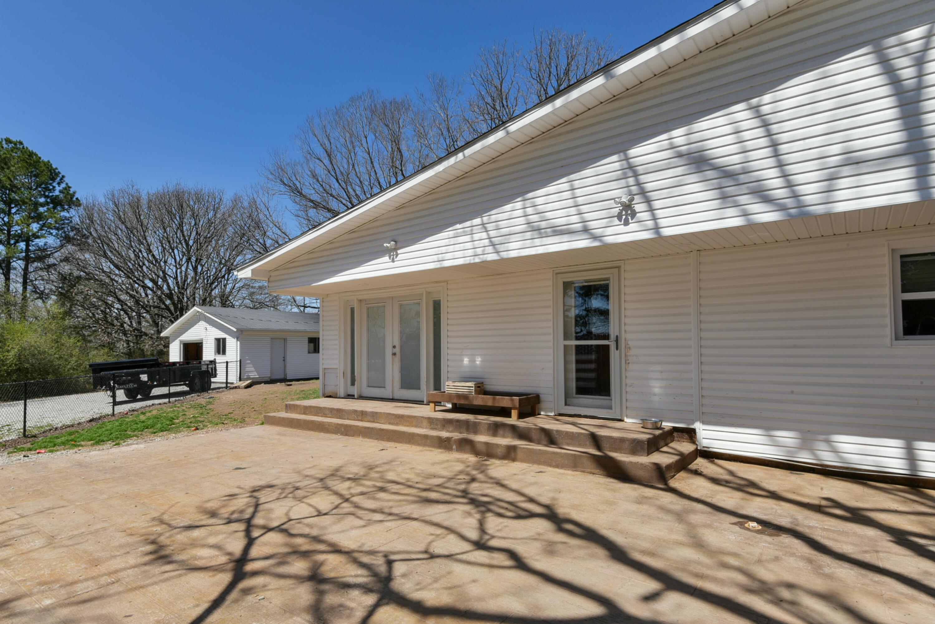 Knob Hill Acres - Residential