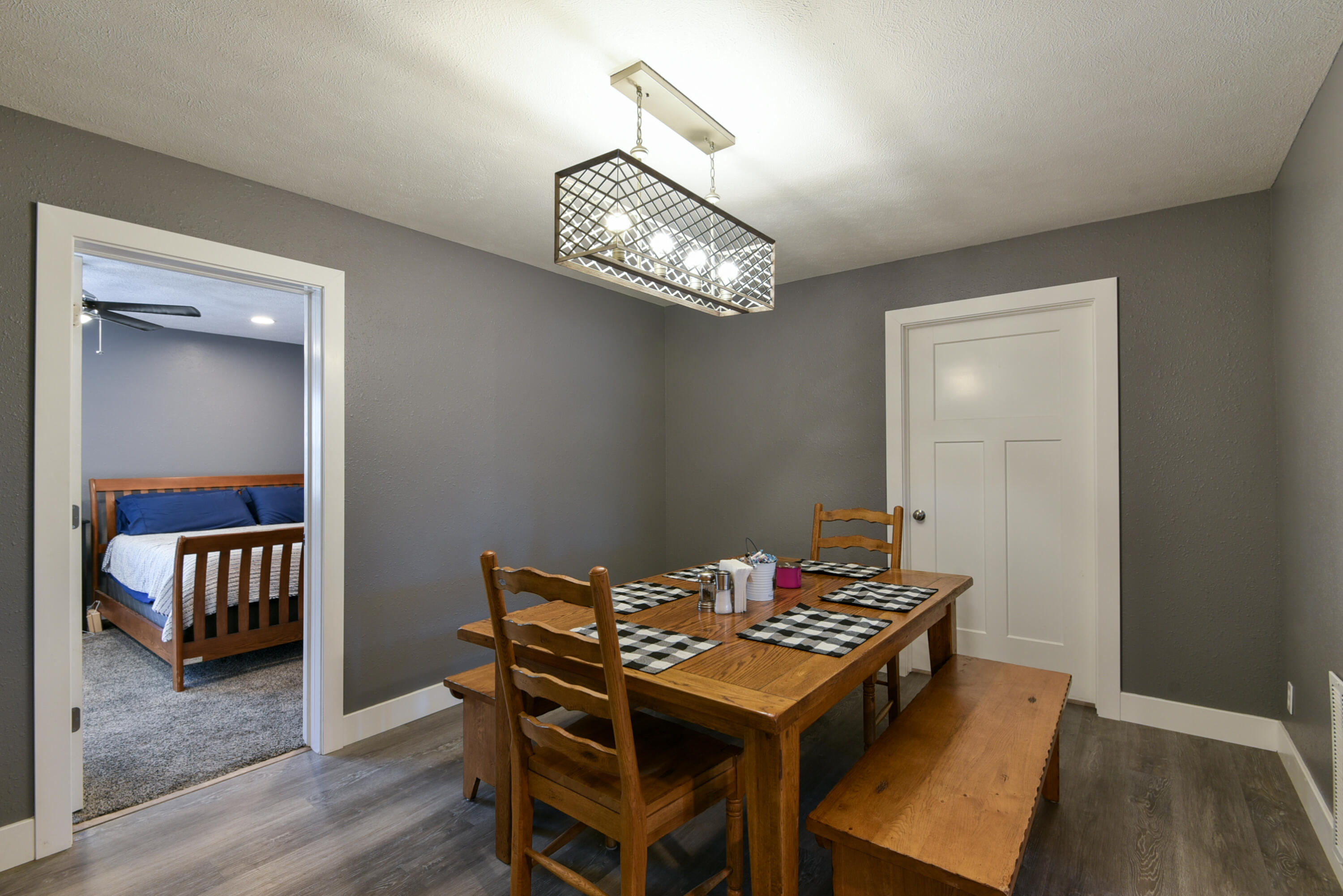 Knob Hill Acres - Residential