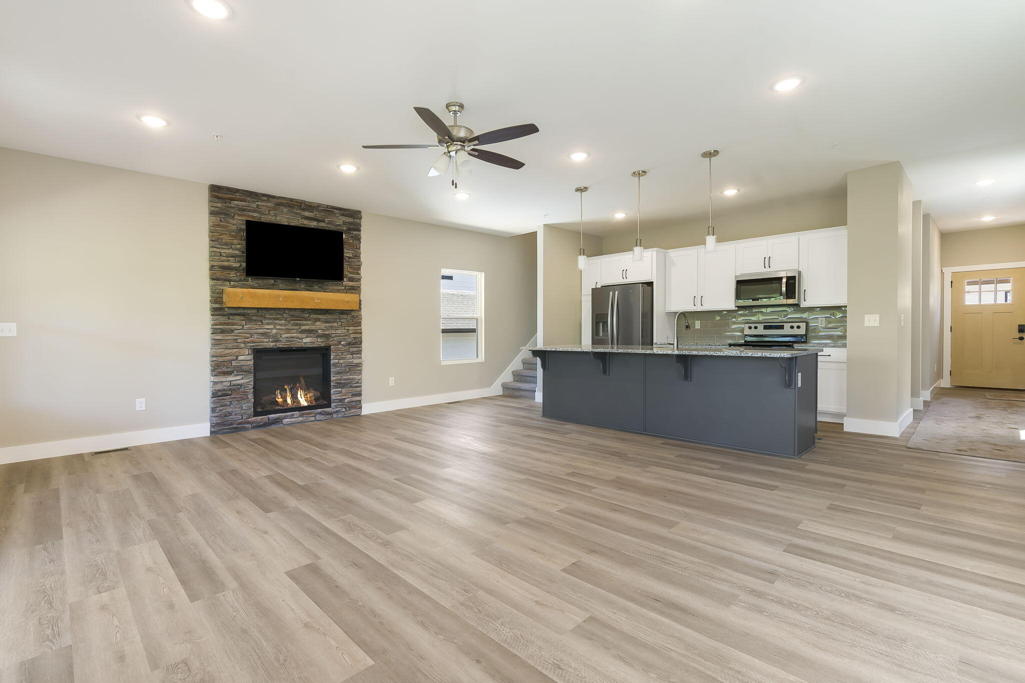 Crowne View Estates - Residential