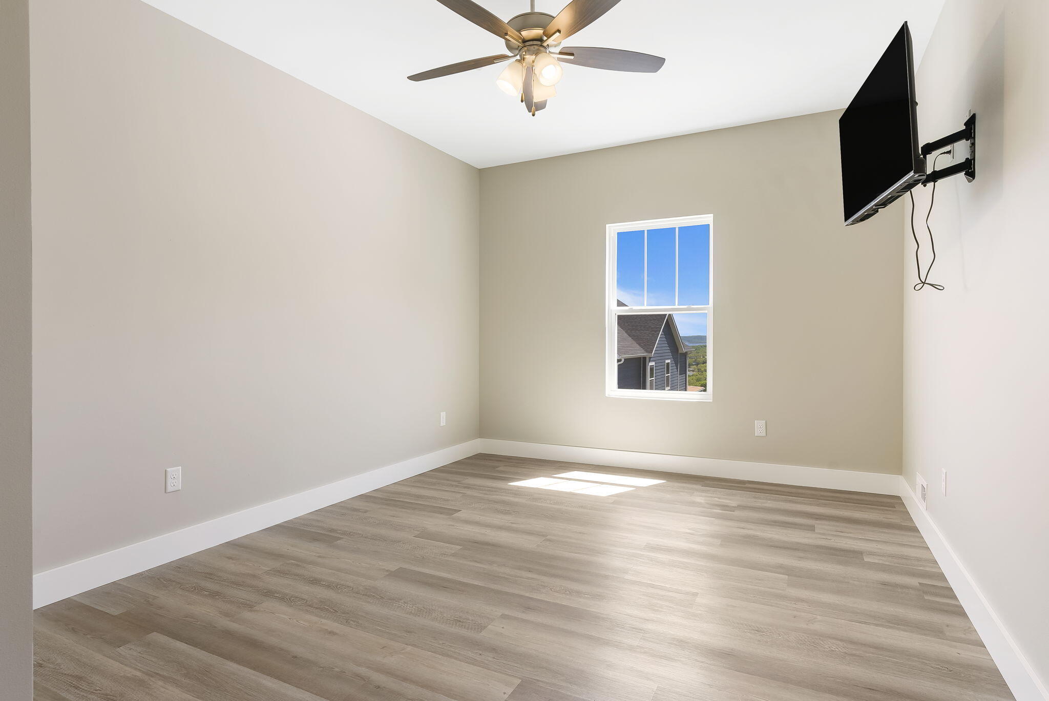 Crowne View Estates - Residential