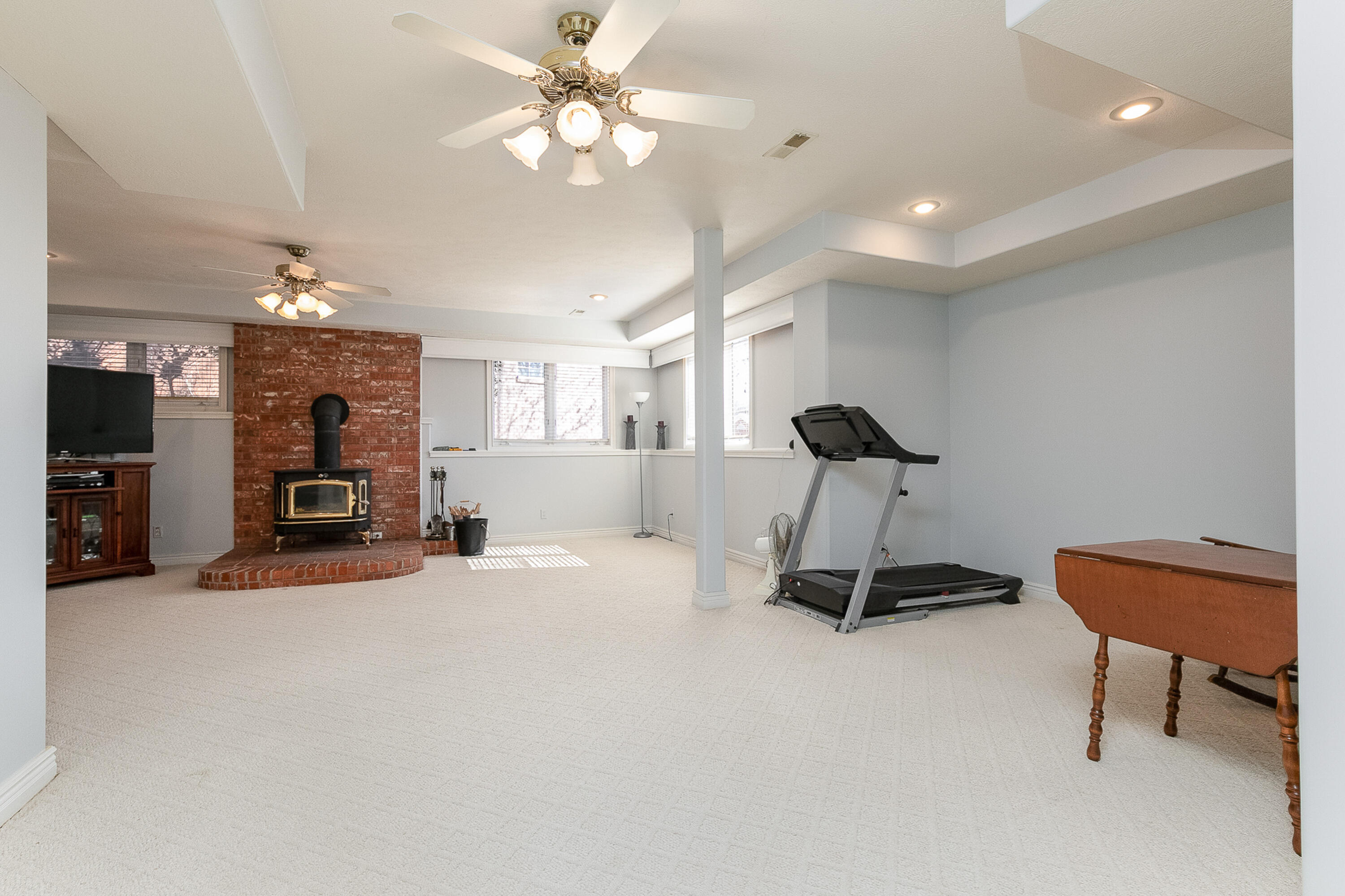 Marlborough Manor - Residential