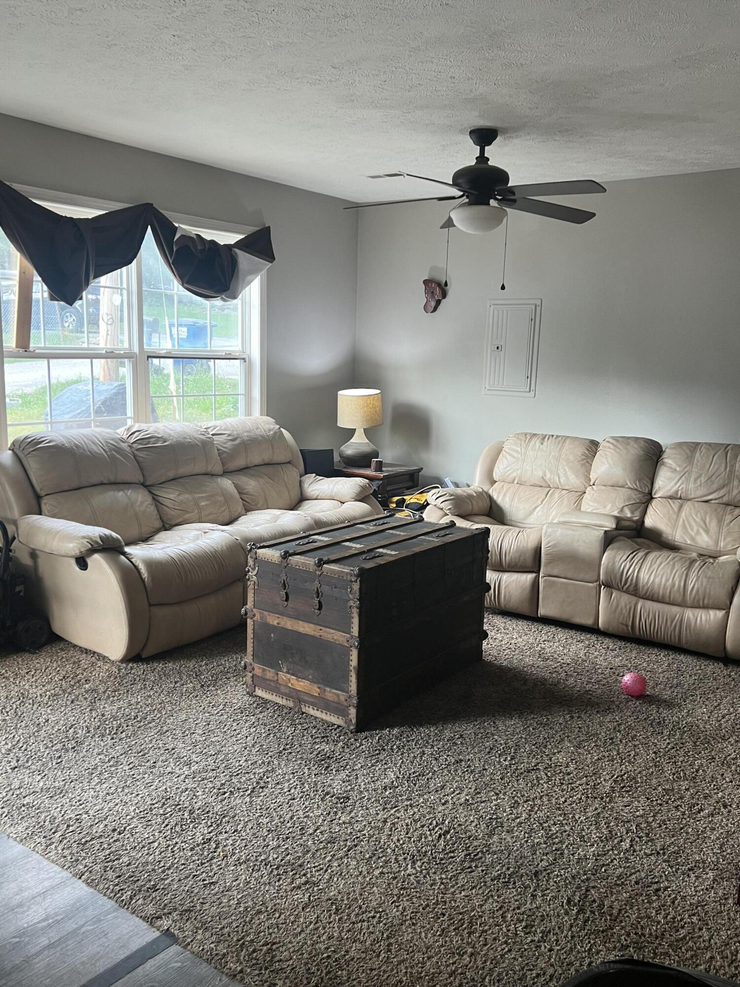 Merriam Woods - Oakwood - Residential