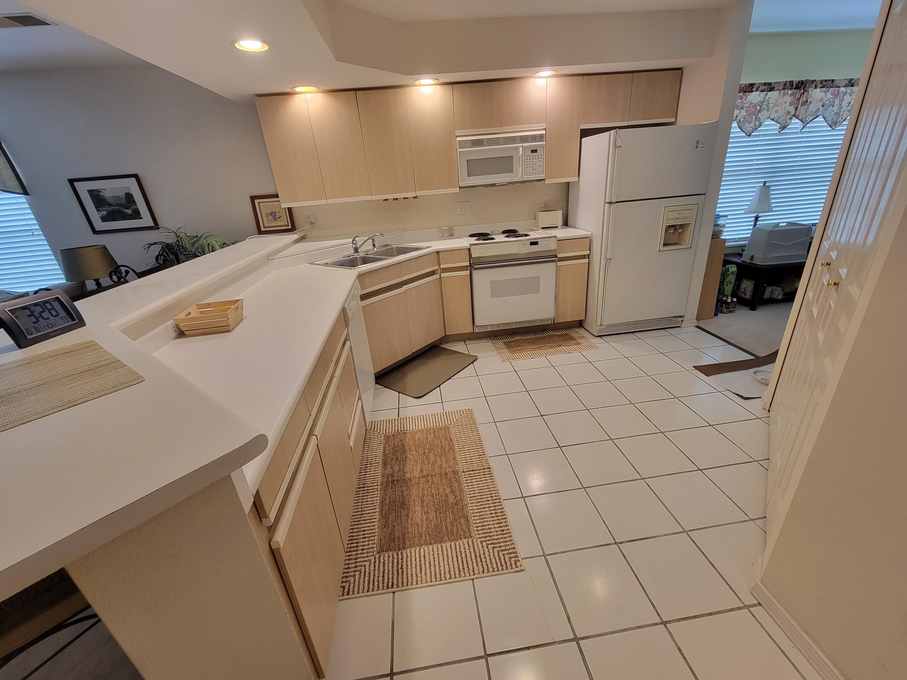 Meadow Brook Condos - Residential