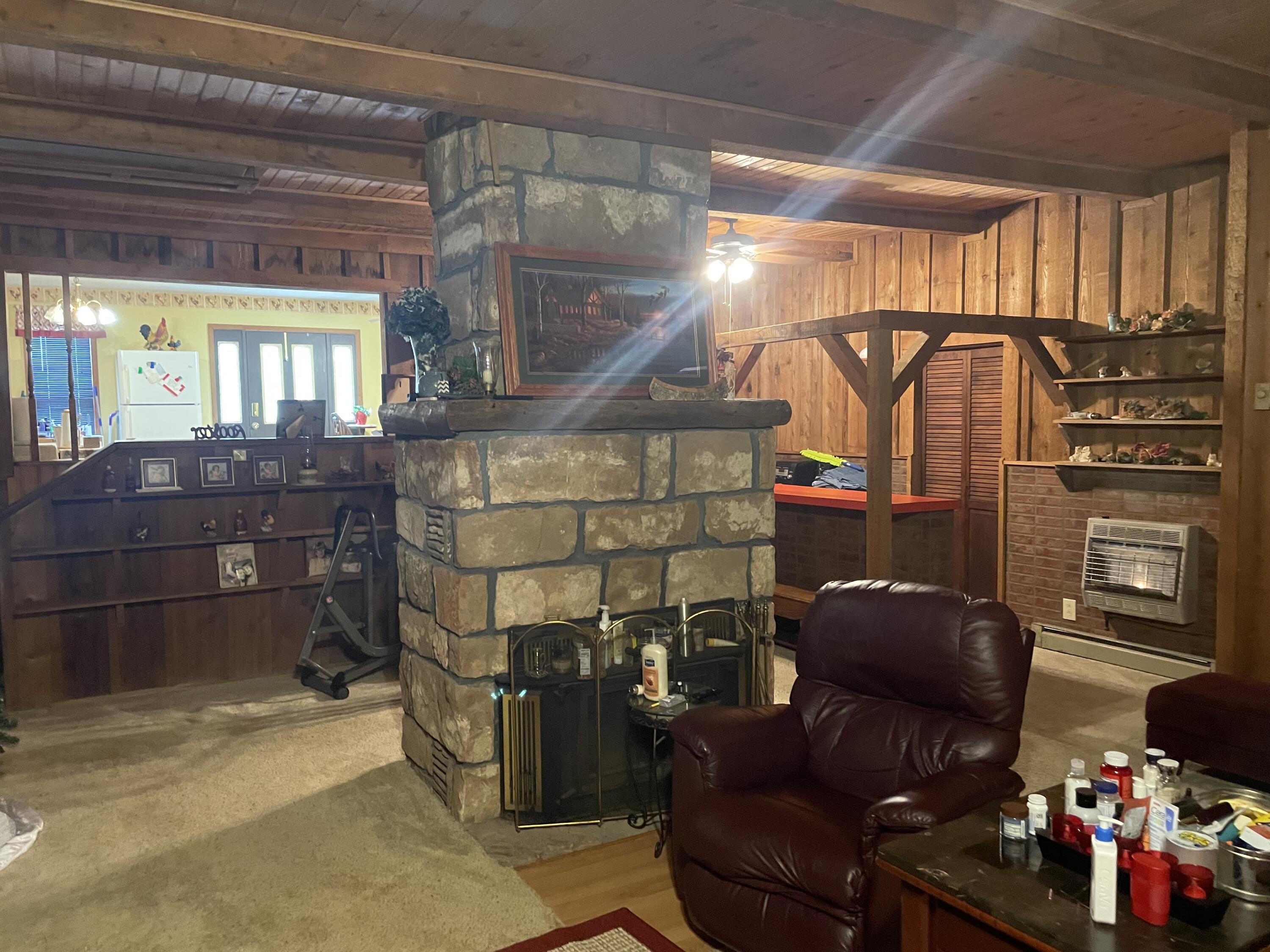 Photo 9 of 18 of 478 Craig house